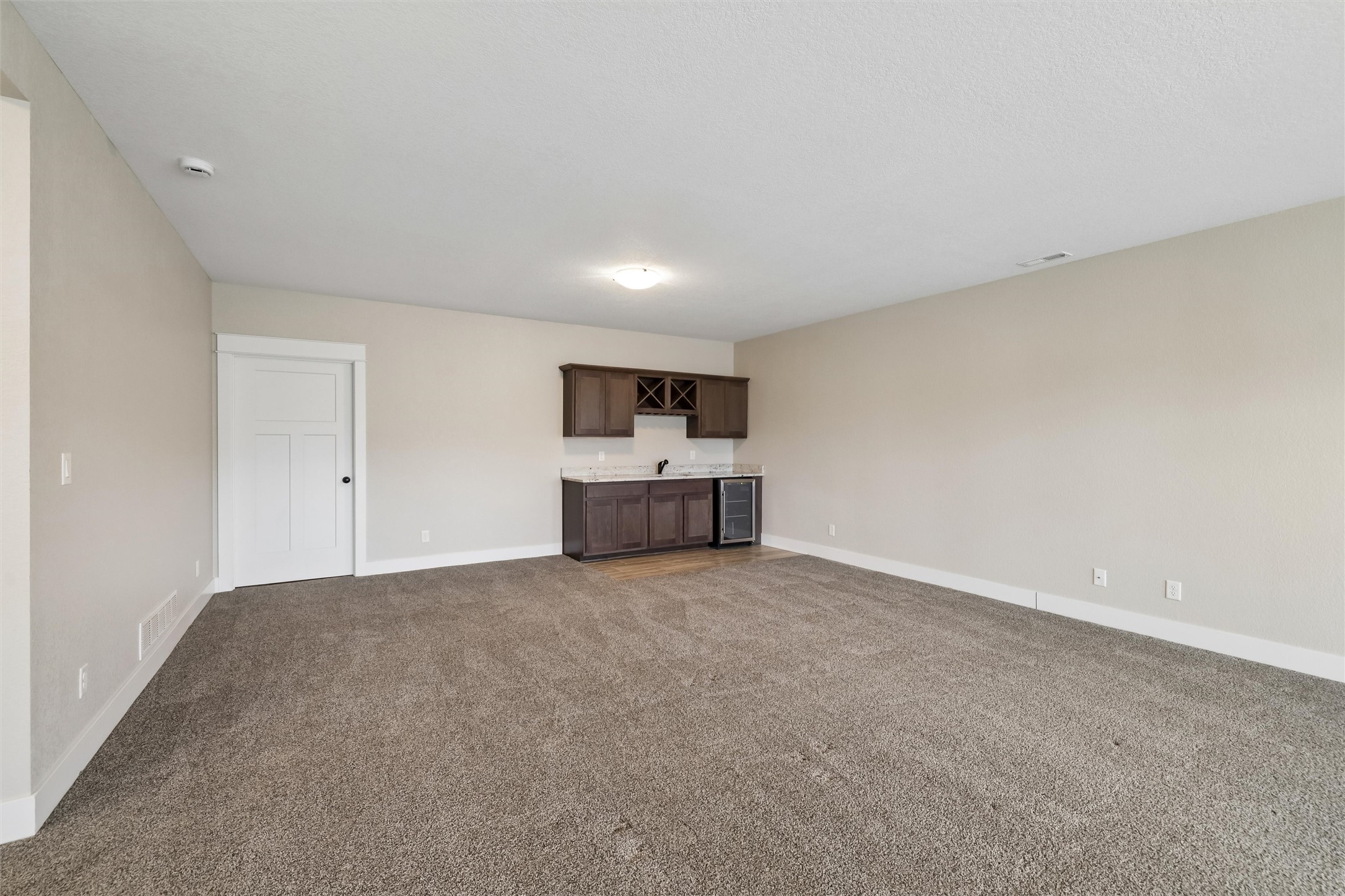 14319 Holcomb Avenue Property Photo 25