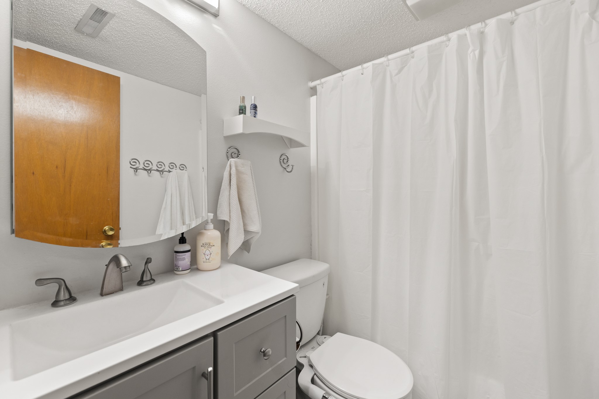 4724 78th Place Property Photo 18