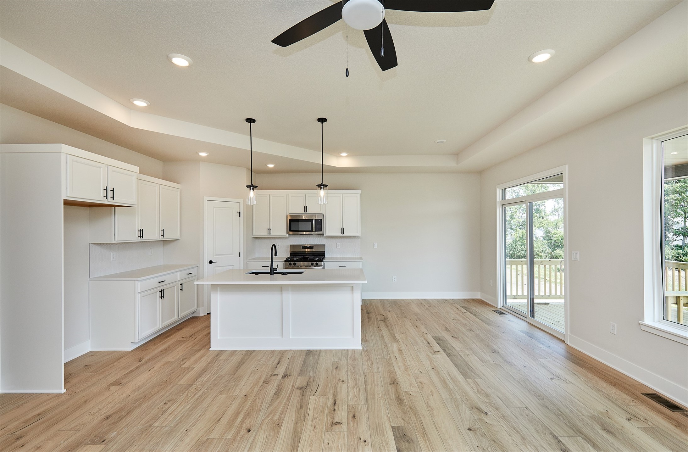 602 Walker Street Property Photo 16