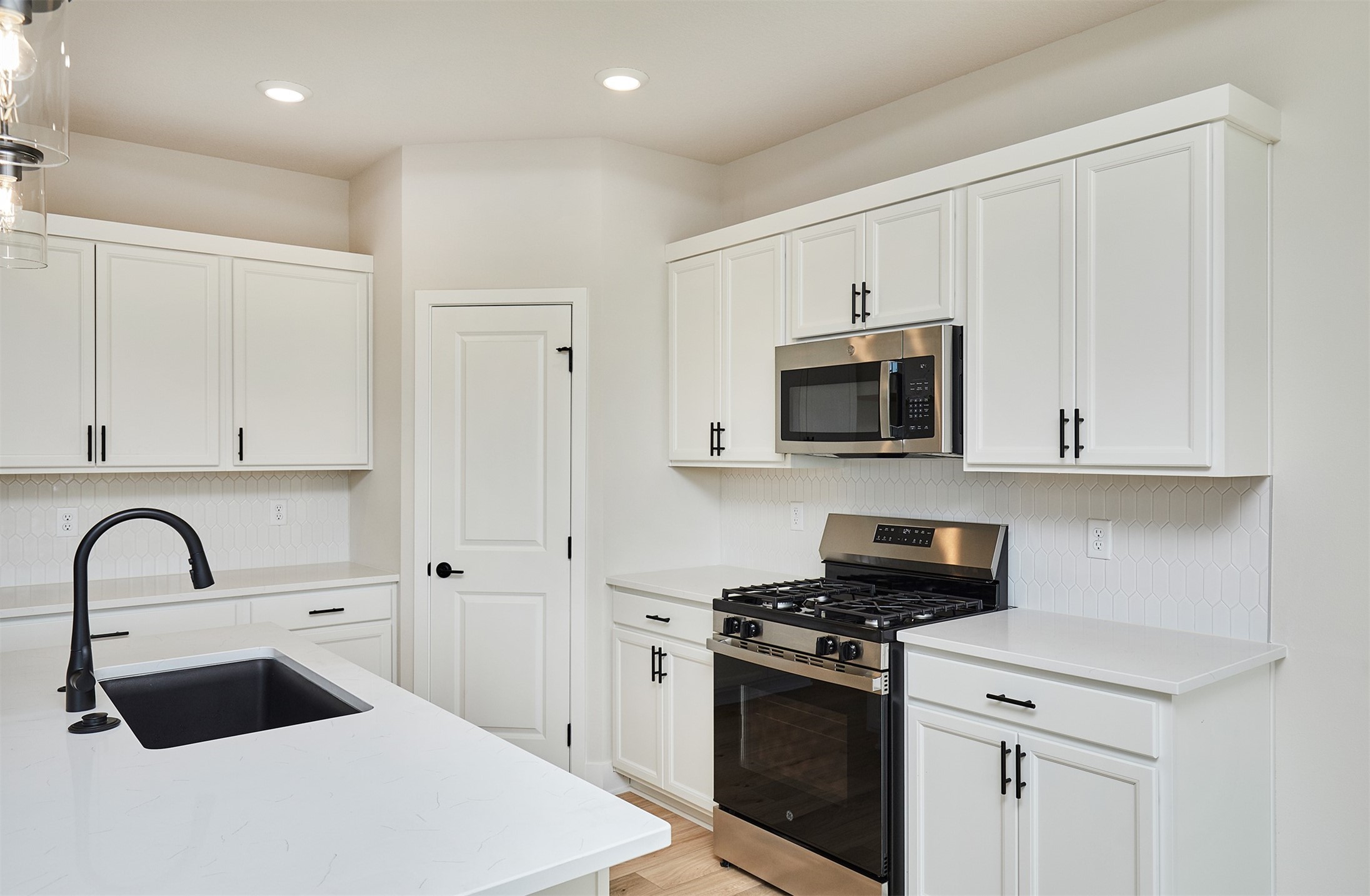 602 Walker Street Property Photo 19