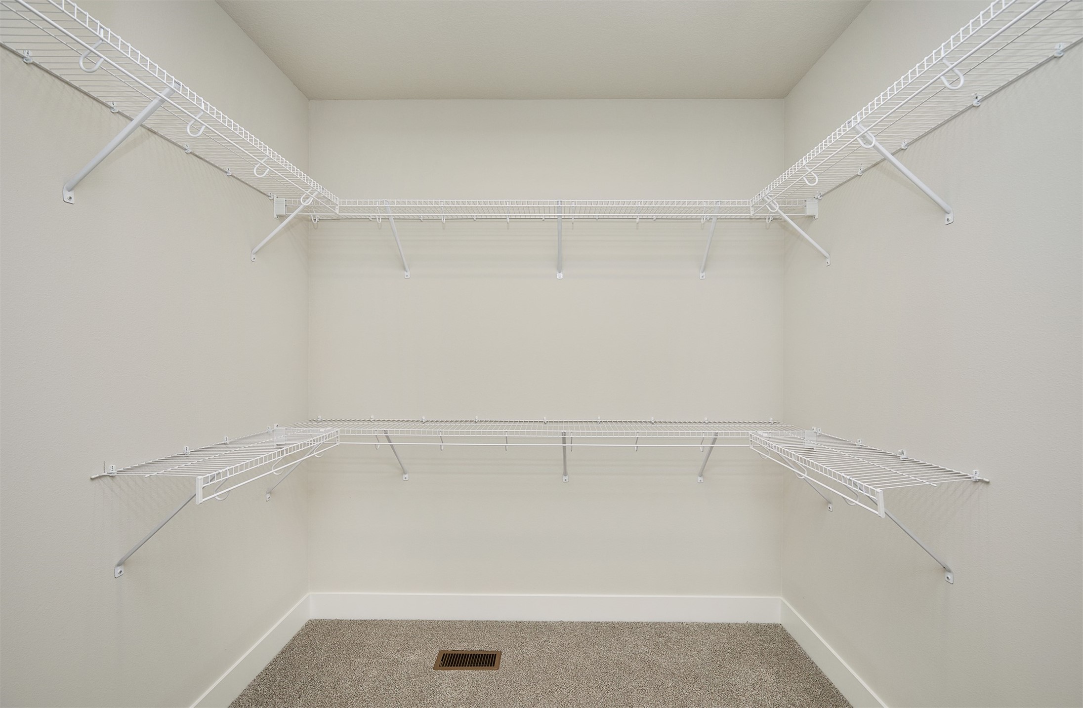 602 Walker Street Property Photo 29