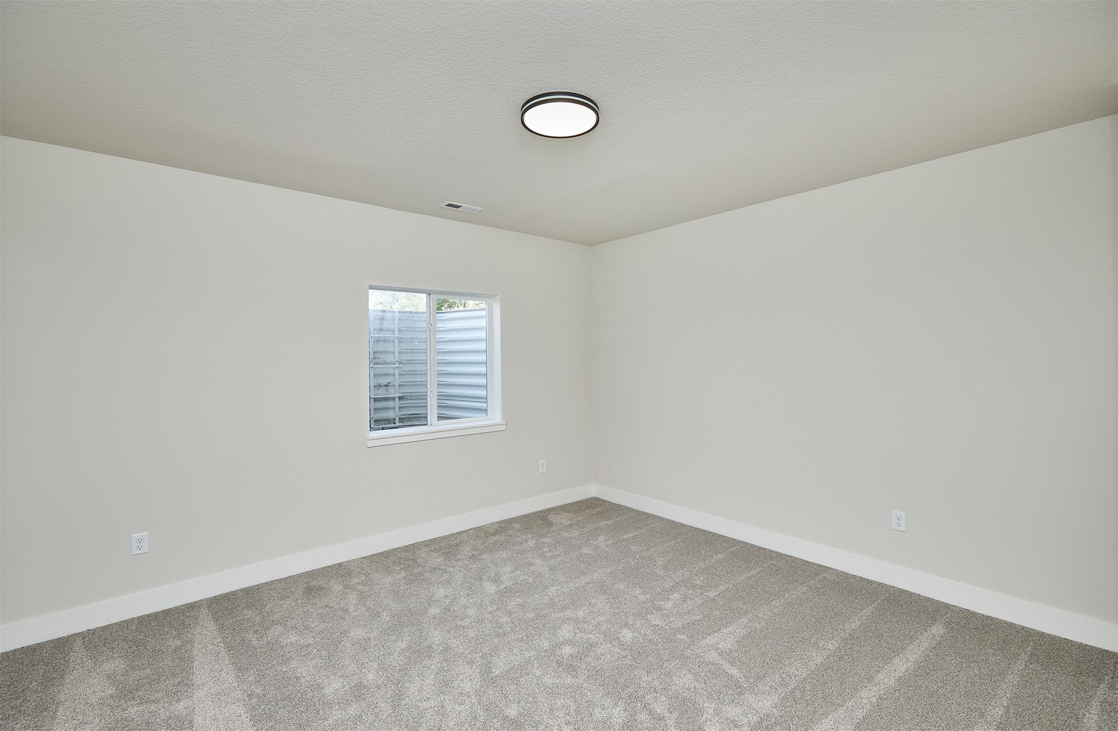 602 Walker Street Property Photo 34