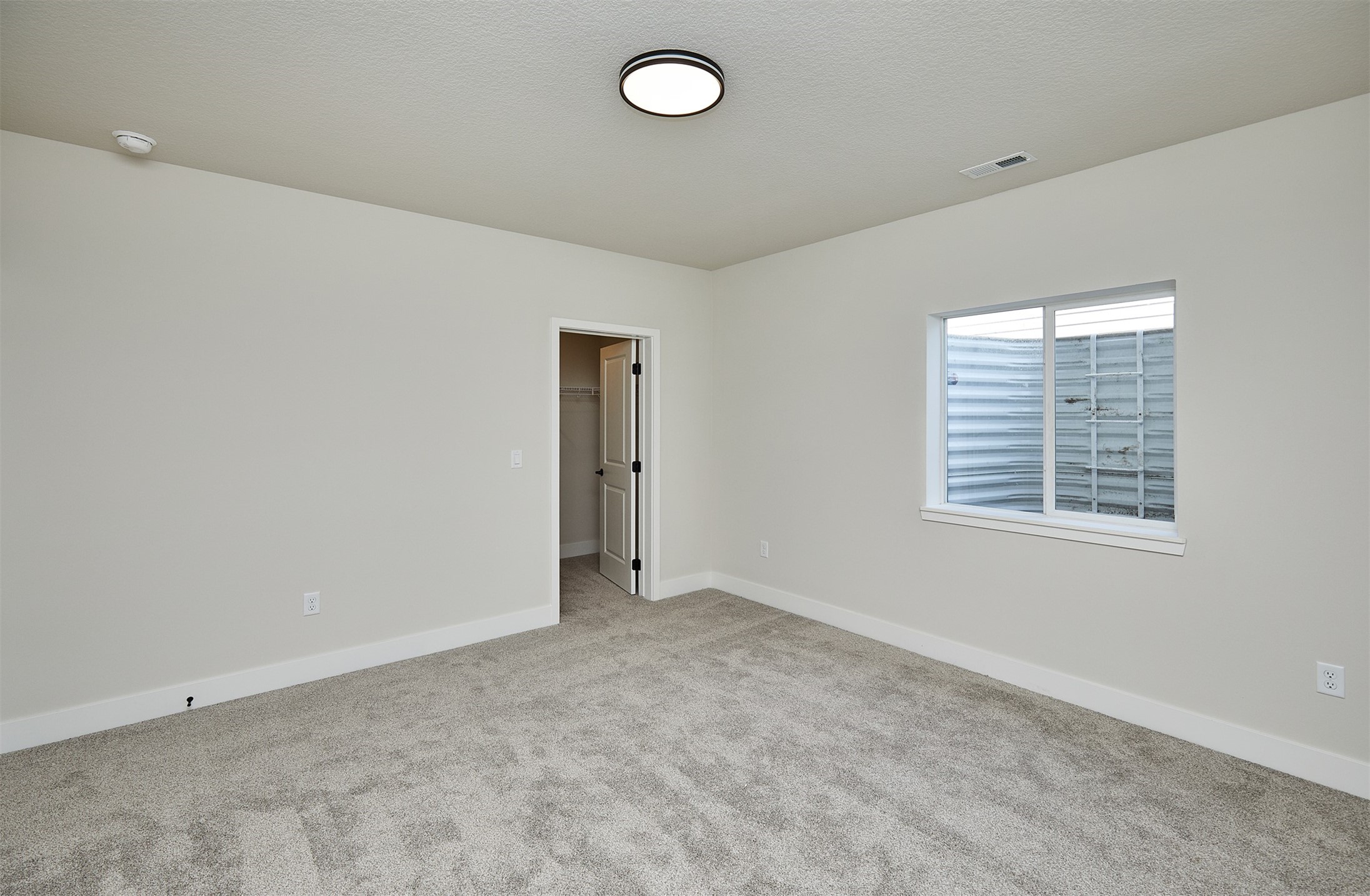 602 Walker Street Property Photo 35