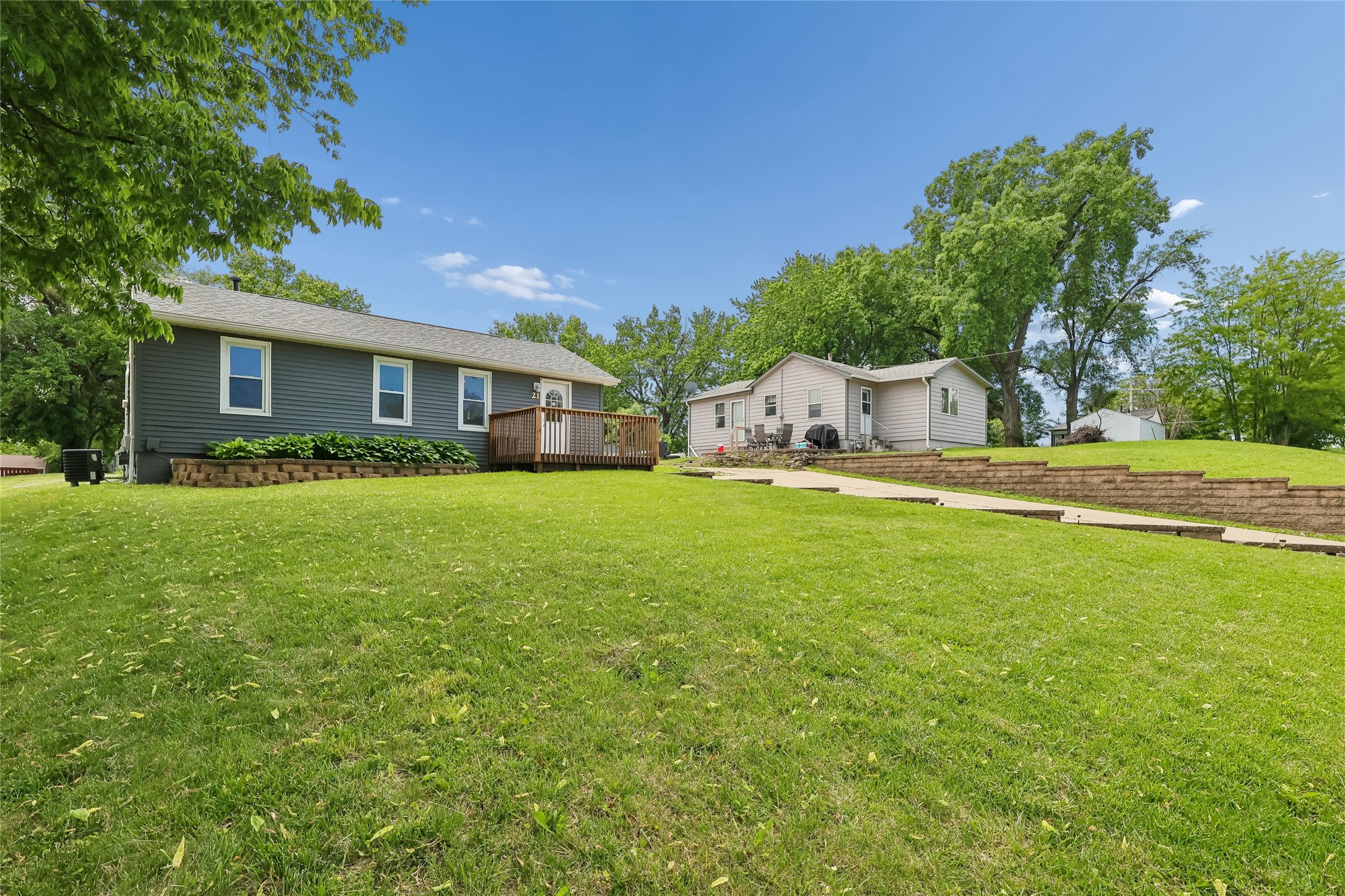 21 E Mckinley Avenue Property Photo 2