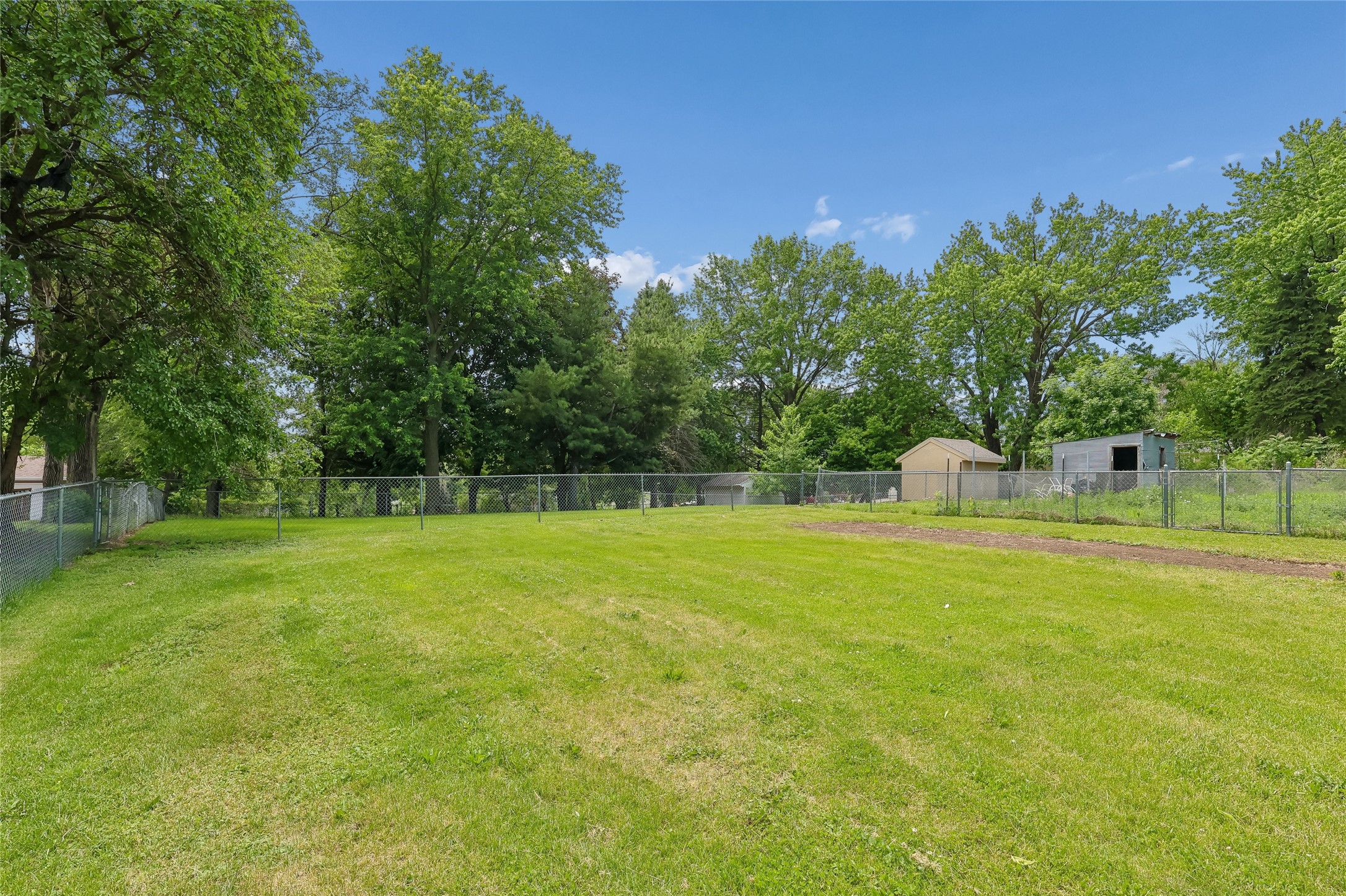 21 E Mckinley Avenue Property Photo 19