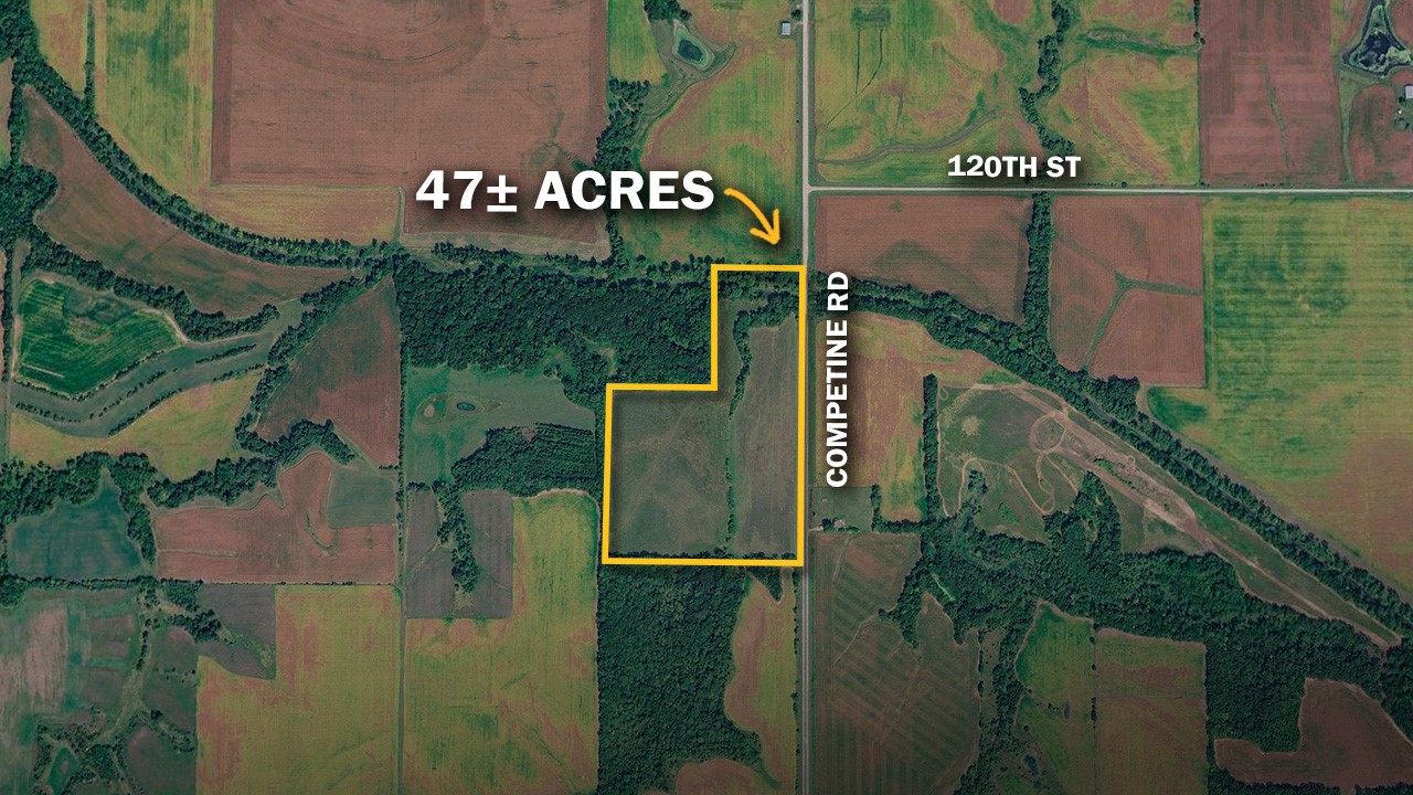 11881 County V43 Road Property Photo 2