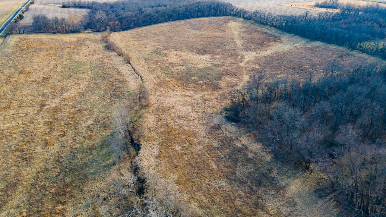 11881 County V43 Road Property Photo 14