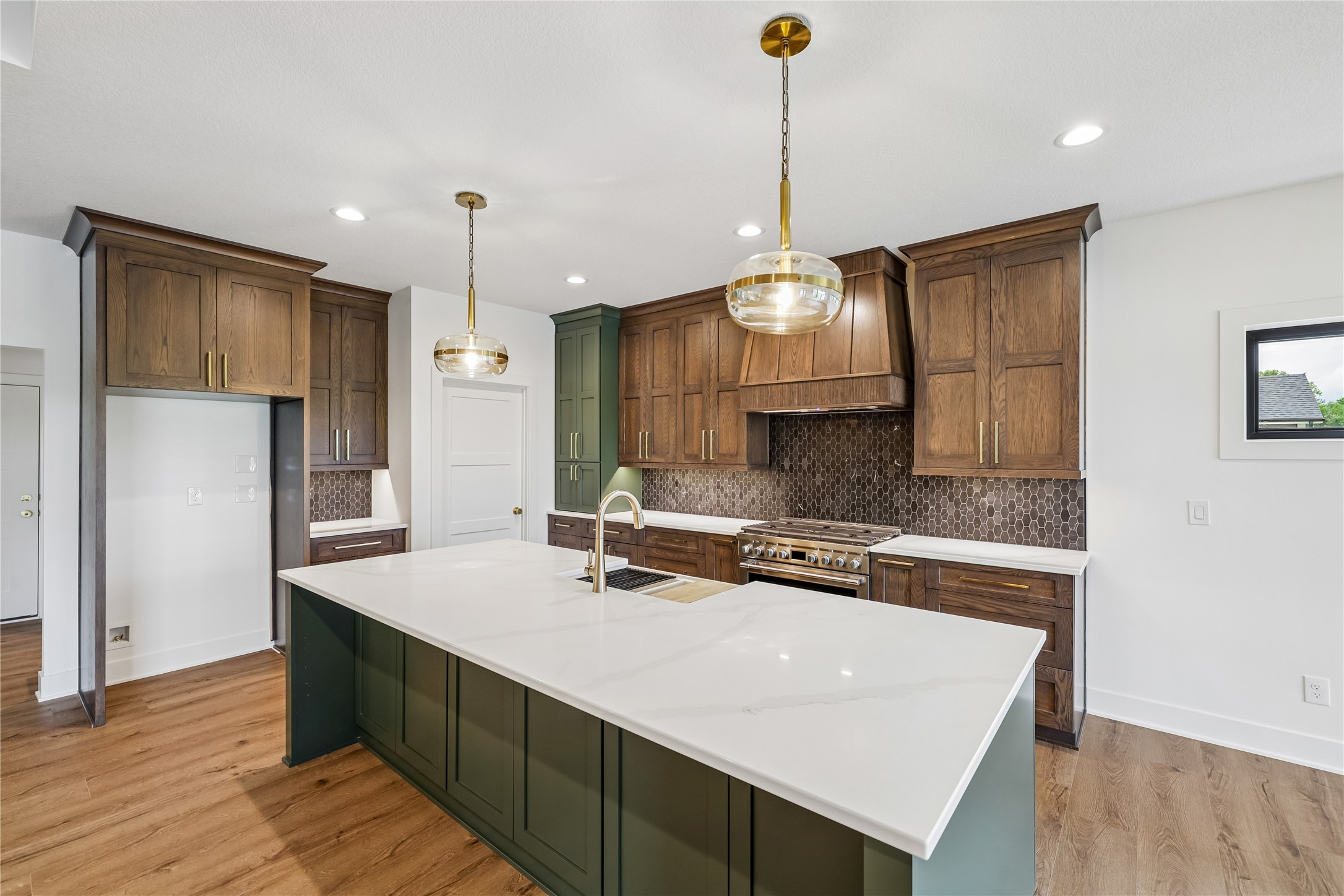 335 Chestnut Street Property Photo 11