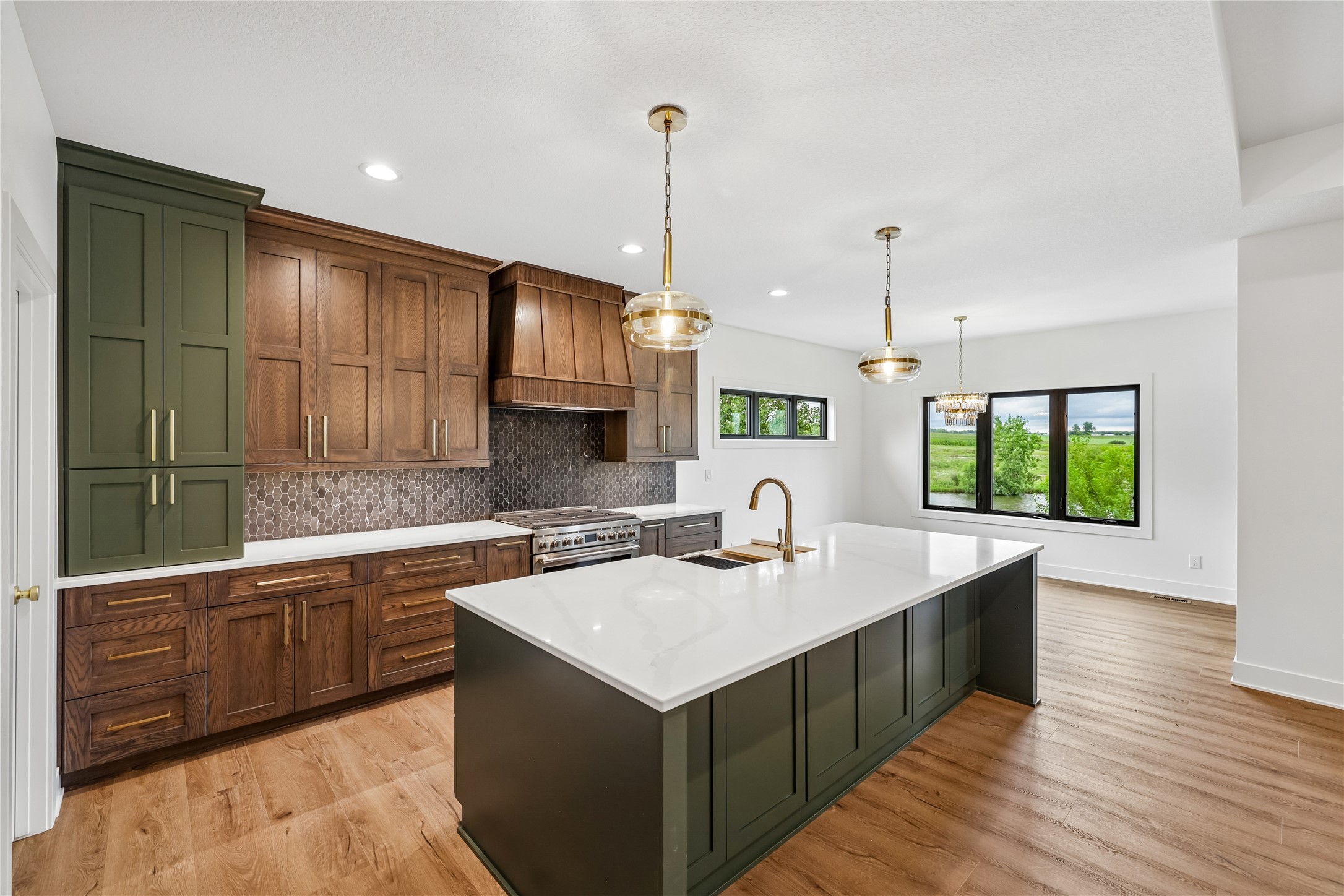 335 Chestnut Street Property Photo 12