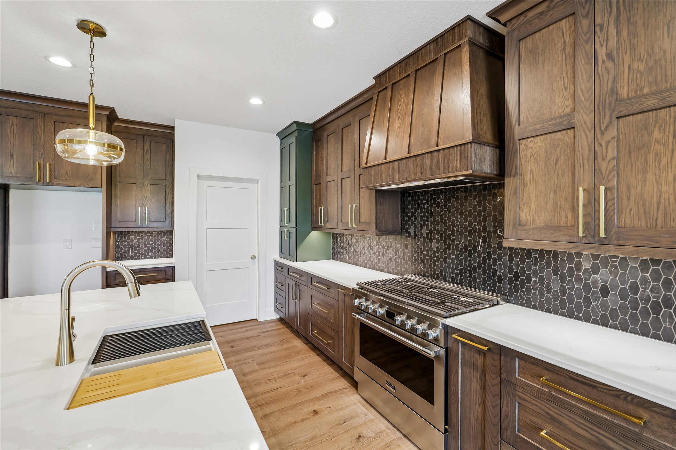 335 Chestnut Street Property Photo 14