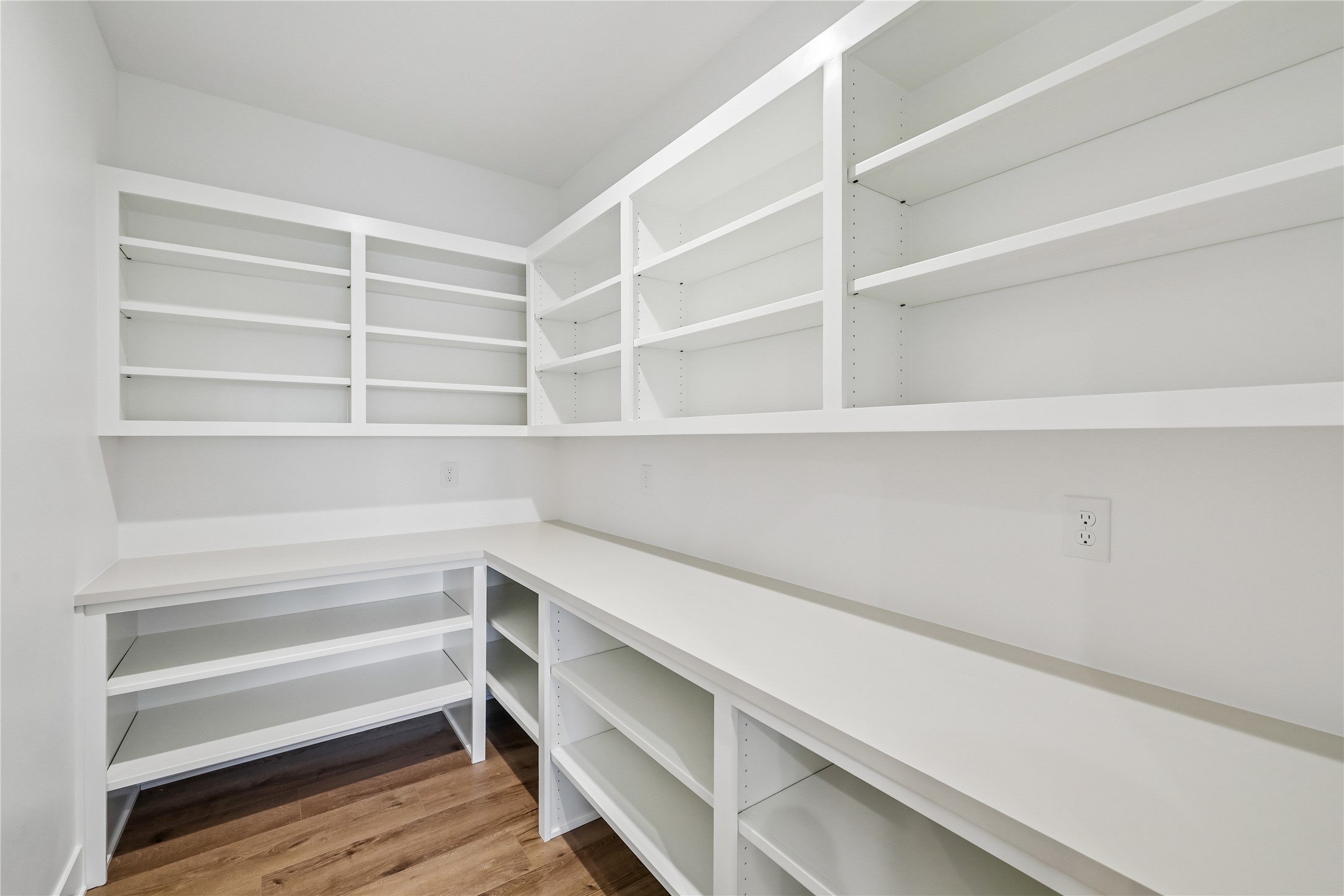 335 Chestnut Street Property Photo 15