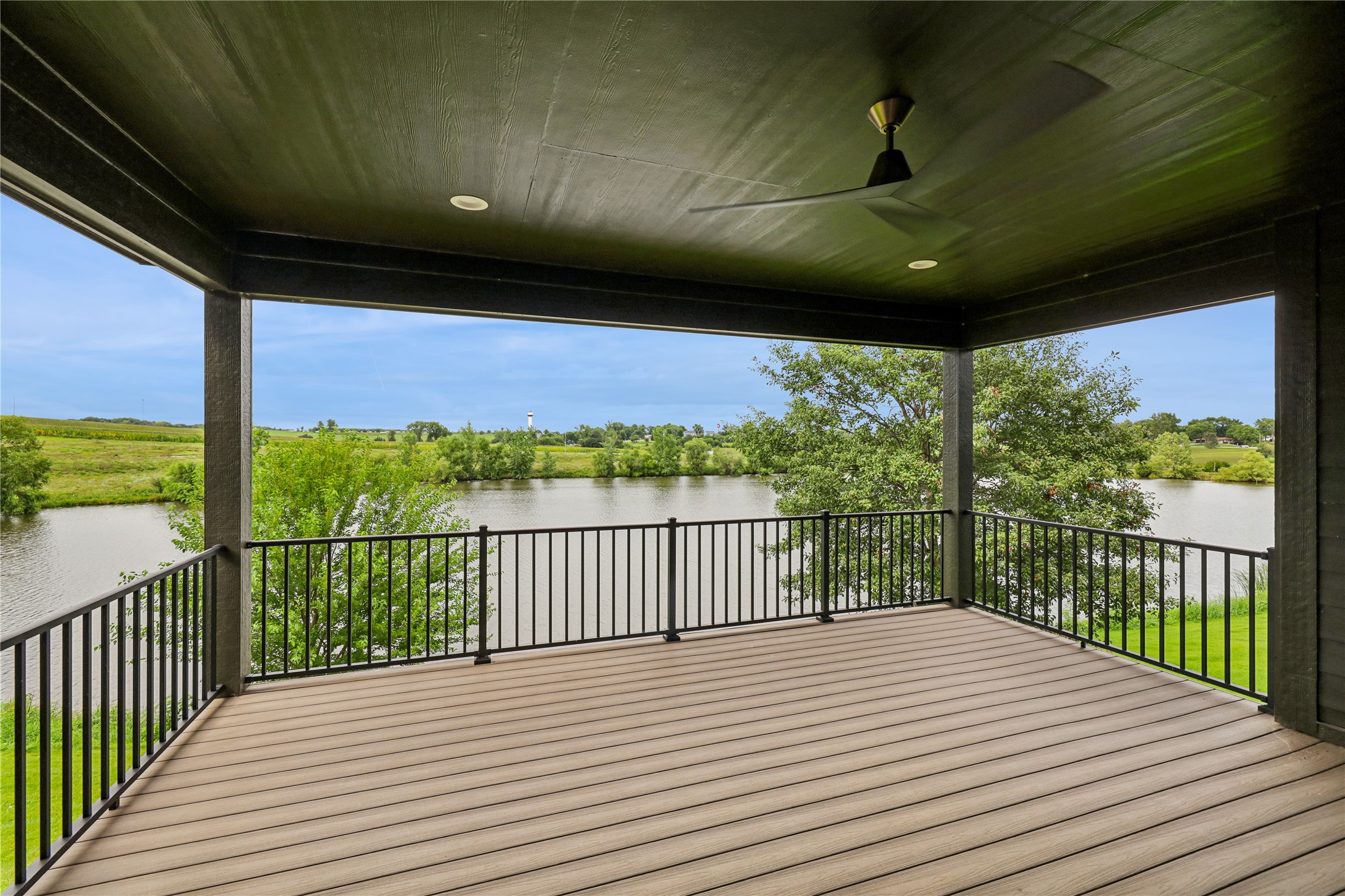 335 Chestnut Street Property Photo 17