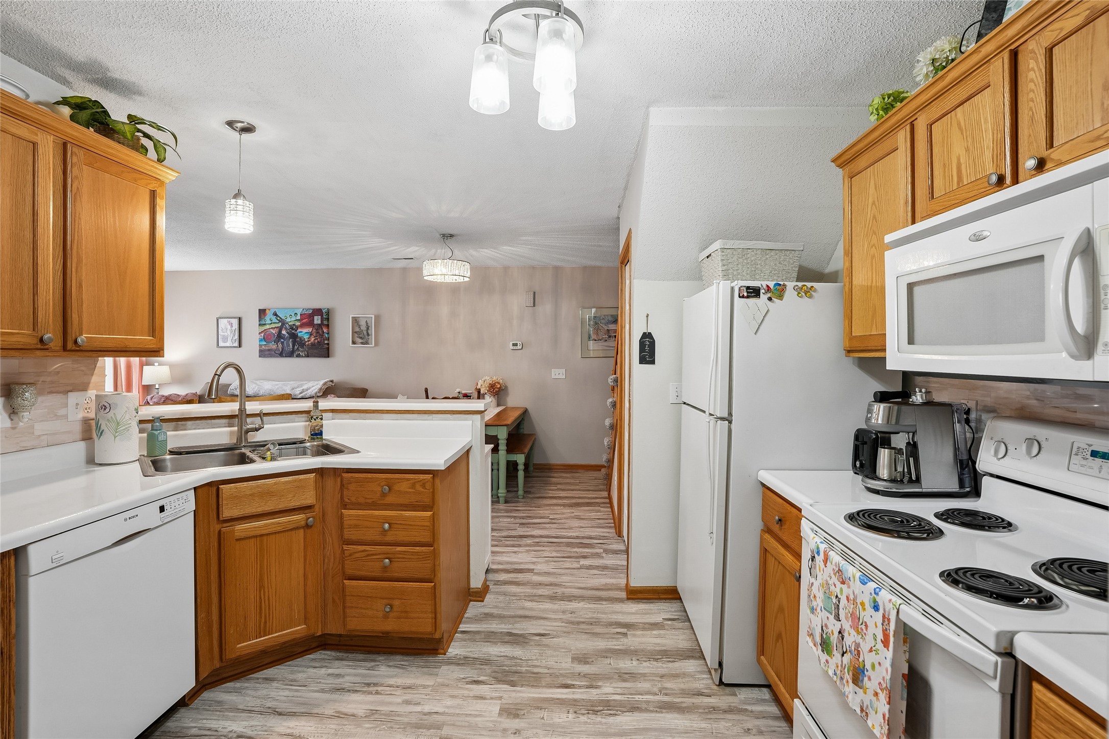 811 Burr Oaks Drive 403 Property Photo 11