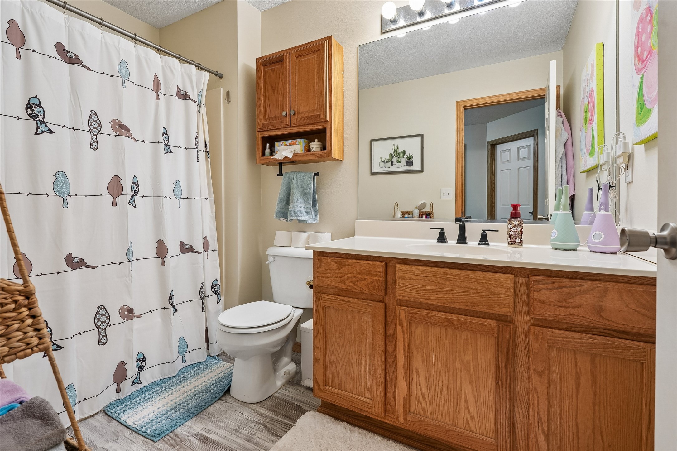 811 Burr Oaks Drive 403 Property Photo 19