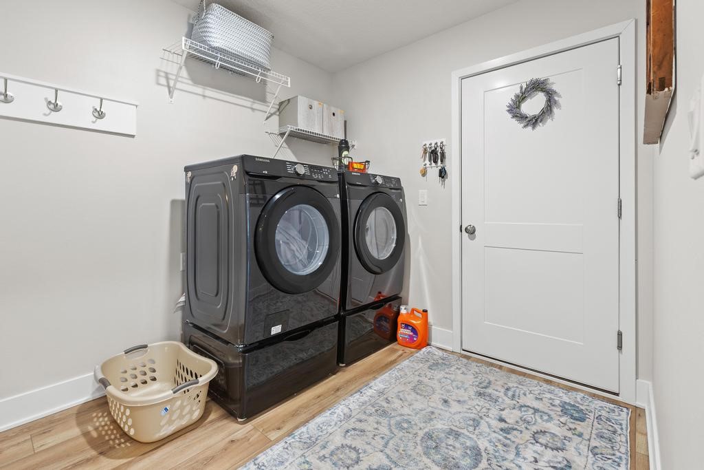 1616 Justice Way Property Photo 15