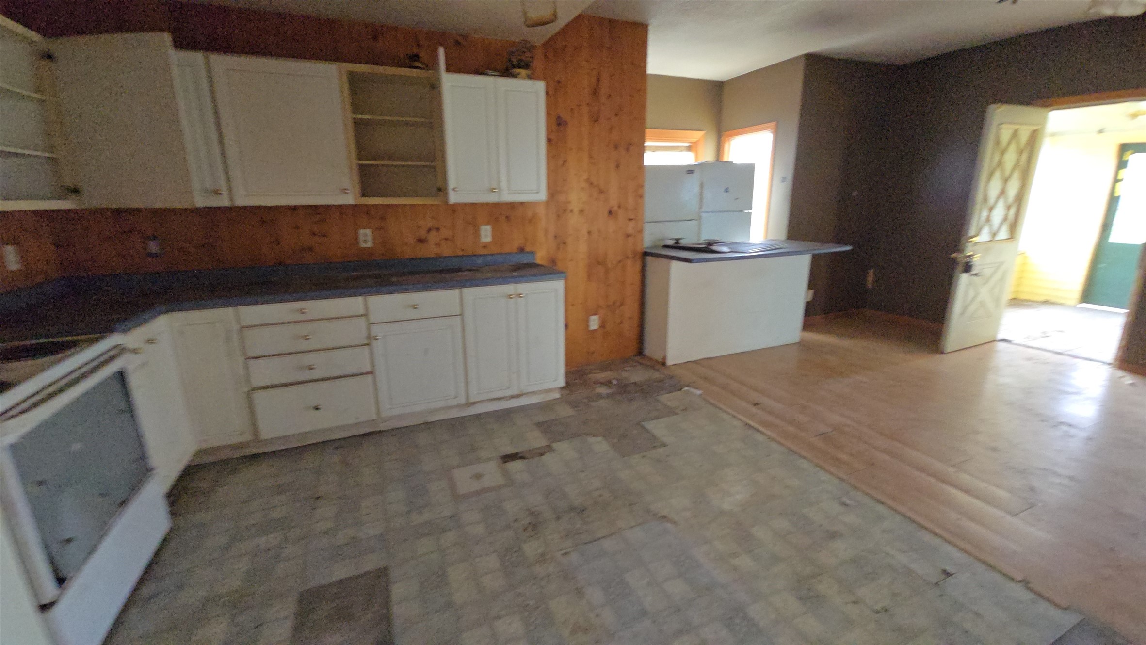 605 N 1st Avenue Property Photo 10