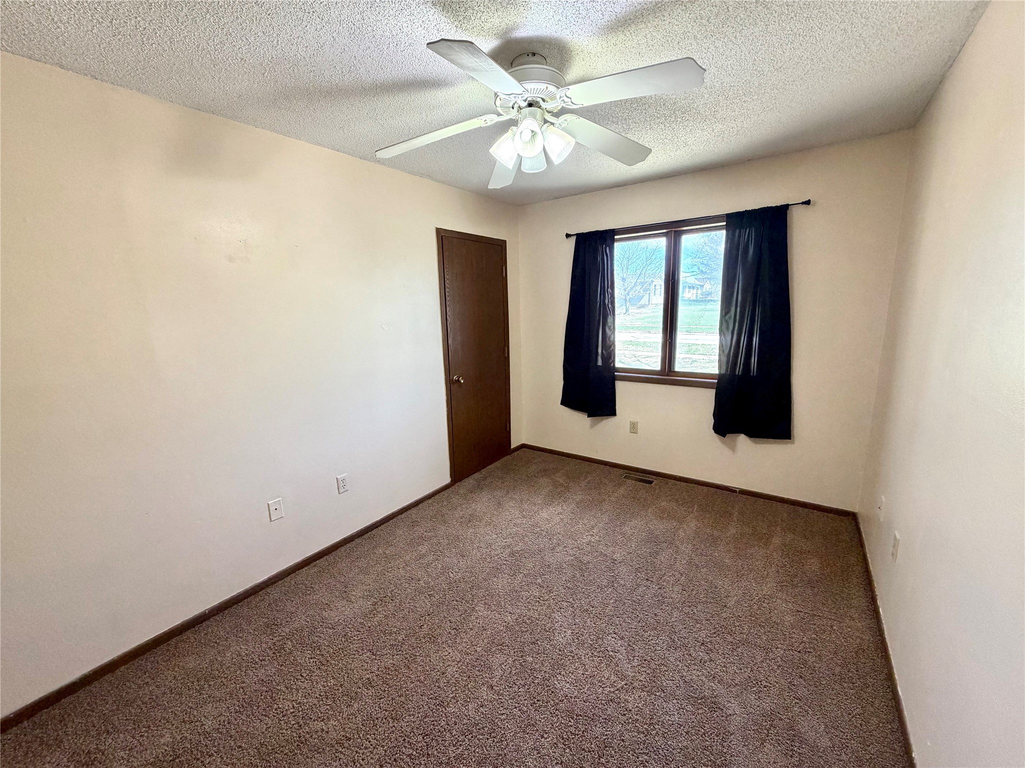 2007 Spring Street Property Photo 14