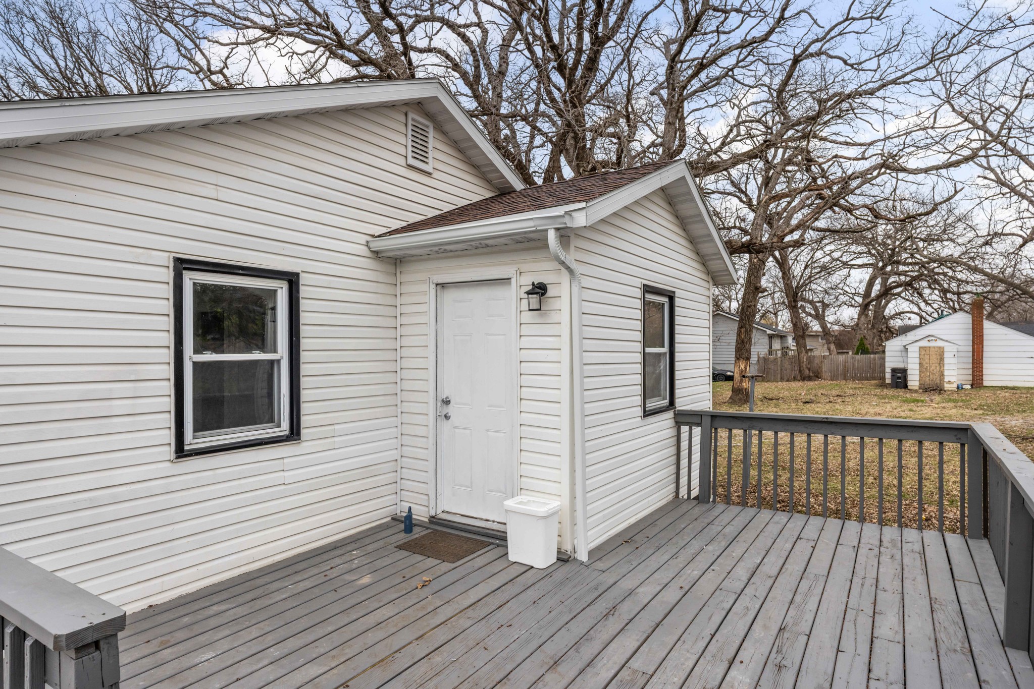 1521 E Glenwood Drive Property Photo 16