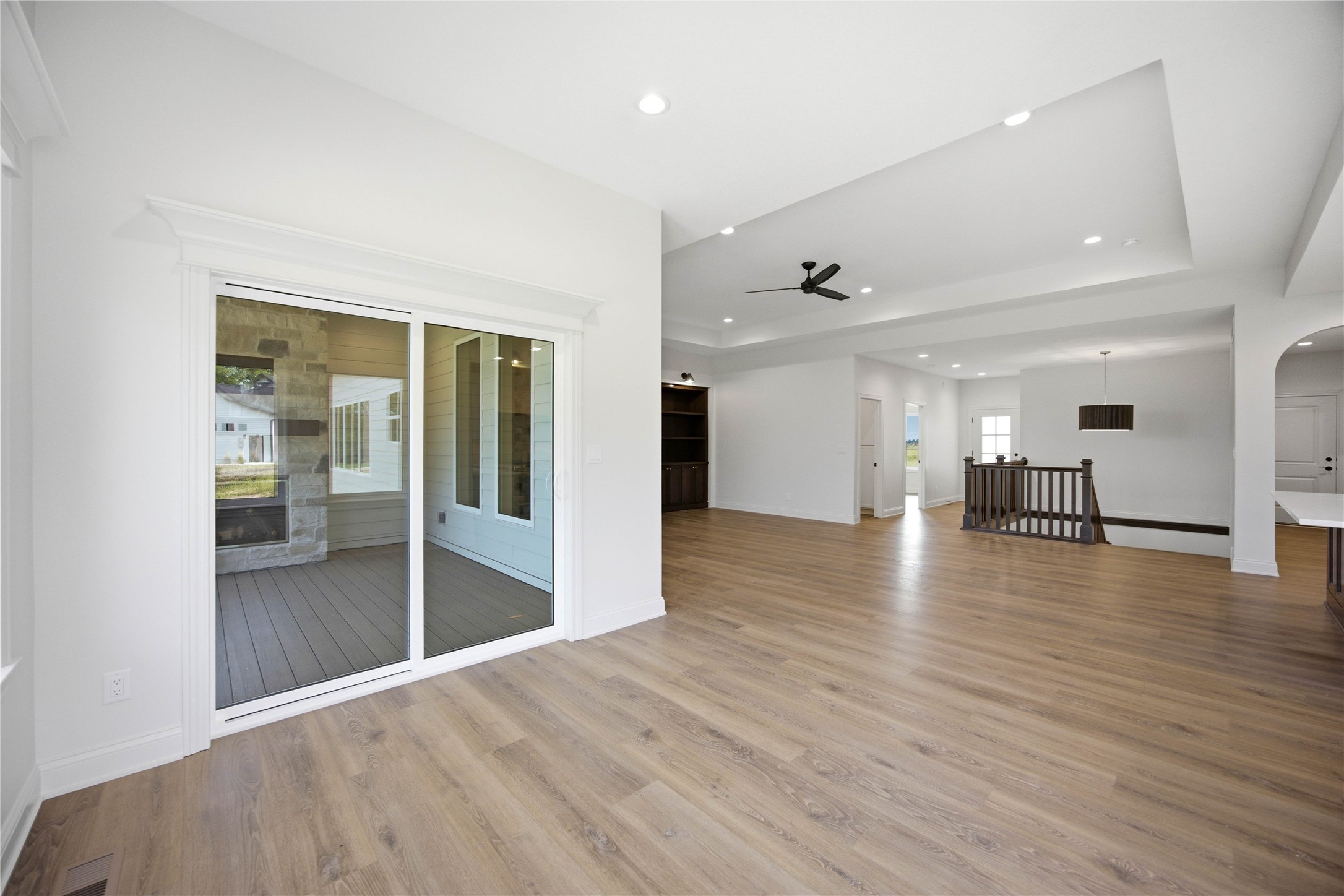 17539 North Valley Drive Property Photo 11