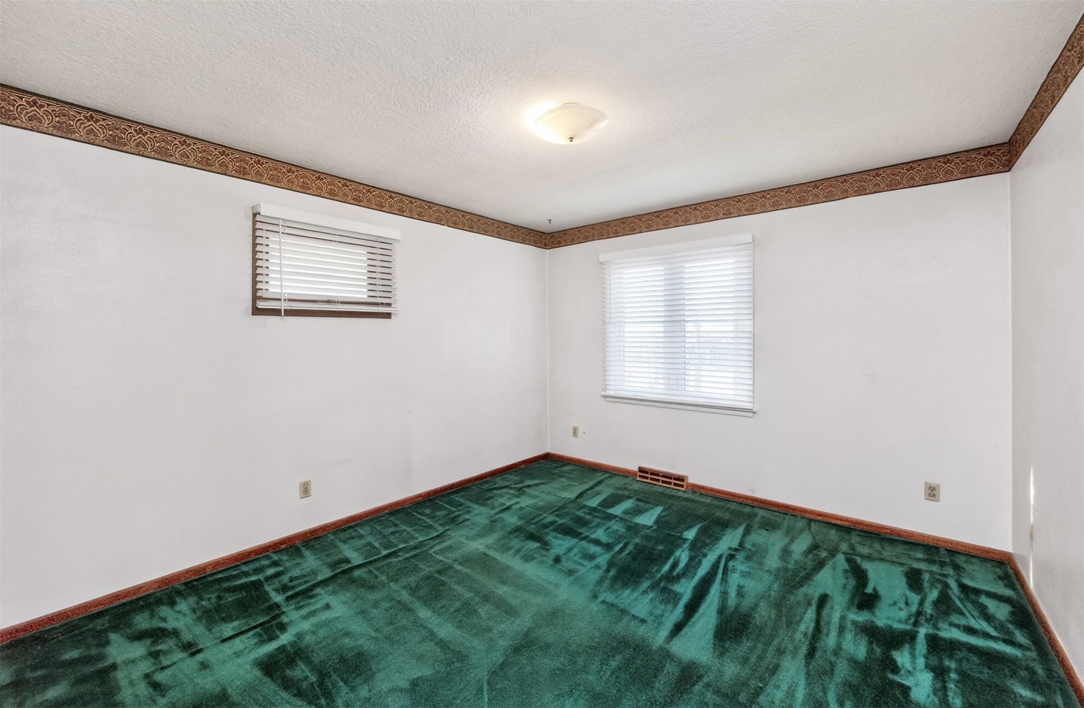 3515 Skyline Drive Property Photo 18