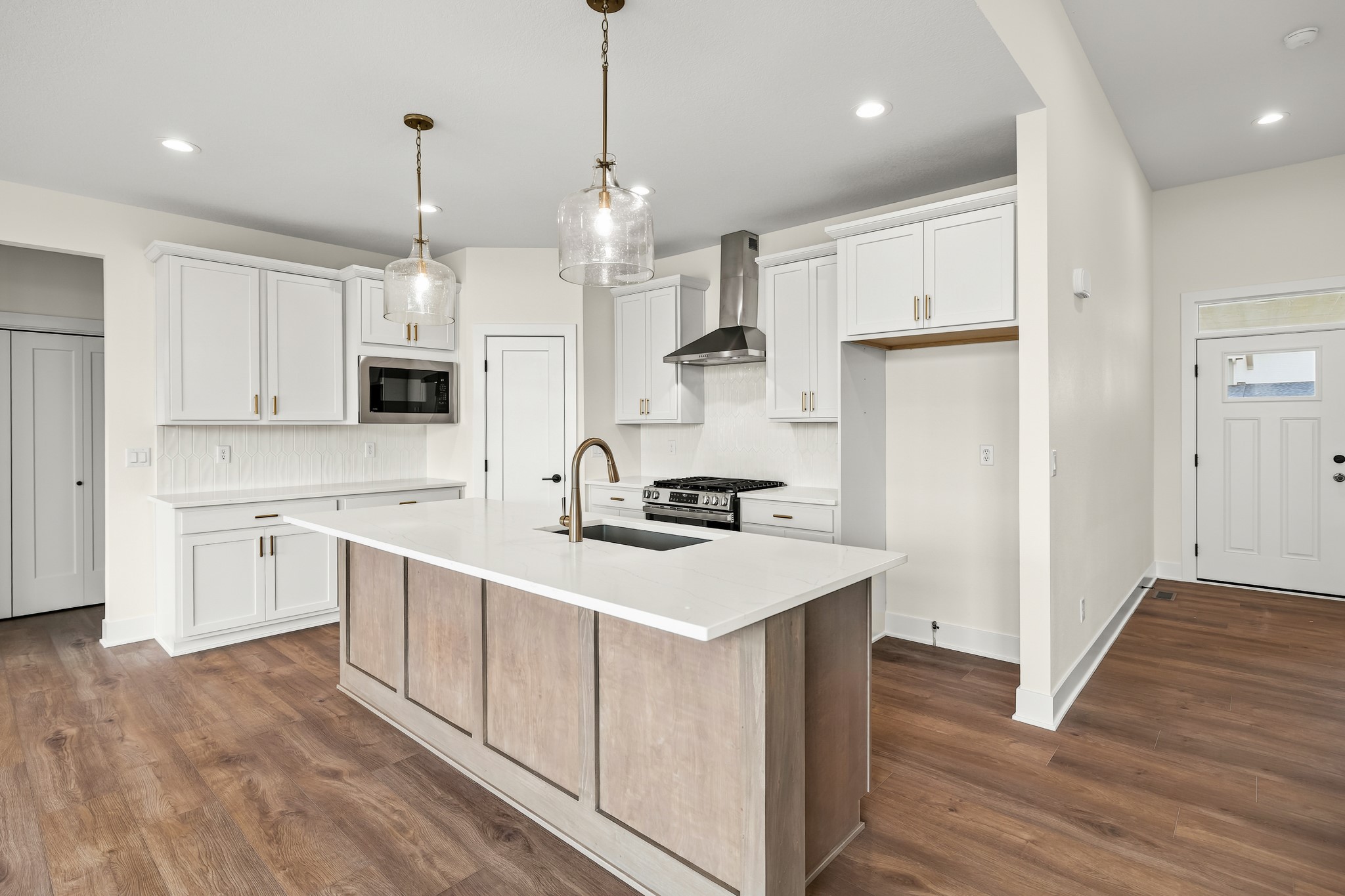 511 Ne 59th Street Property Photo 11