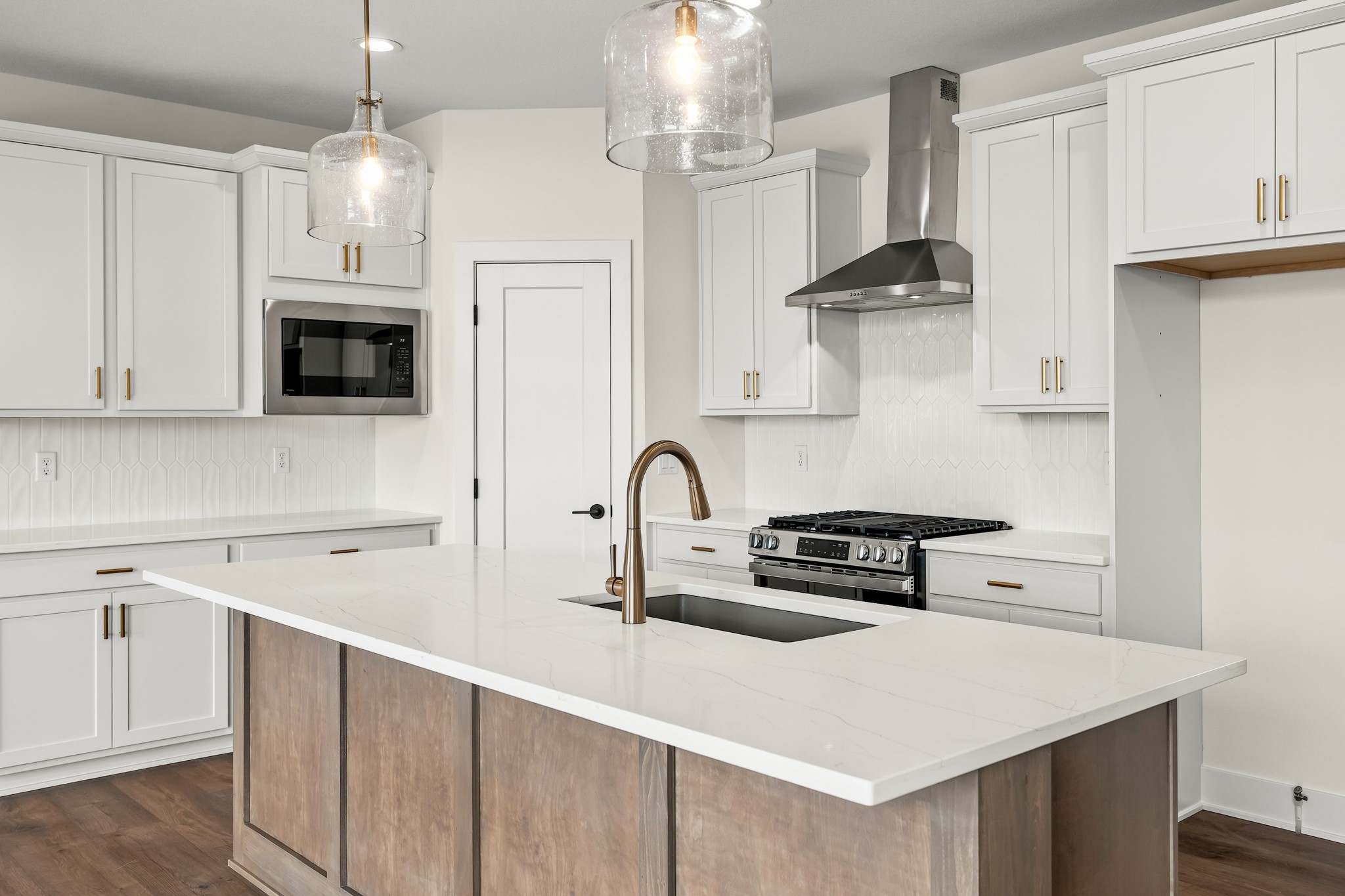 511 Ne 59th Street Property Photo 12