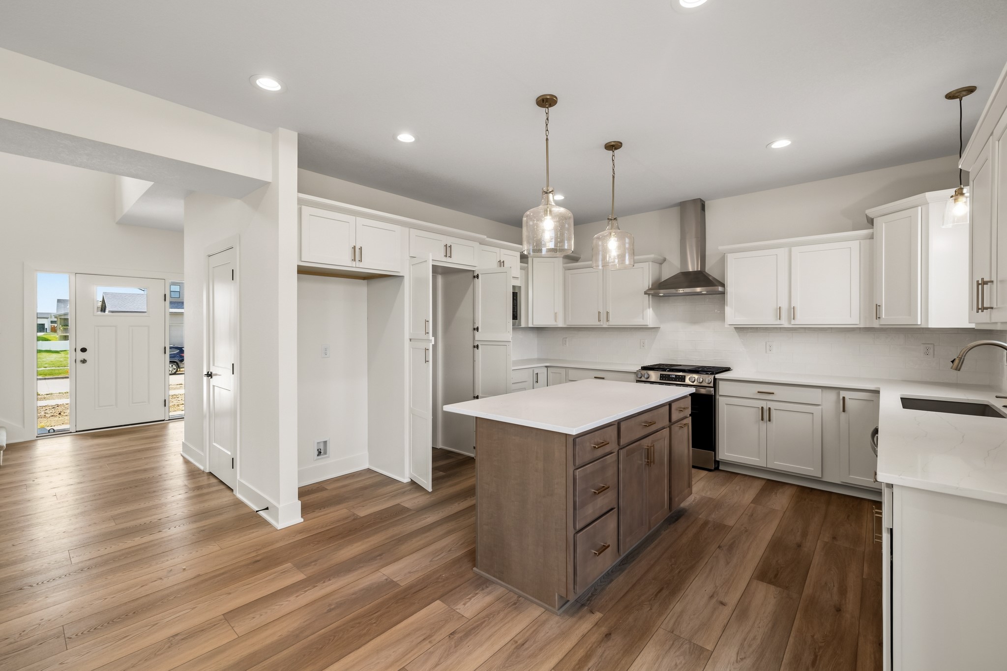 512 Ne 59th Street Property Photo 8