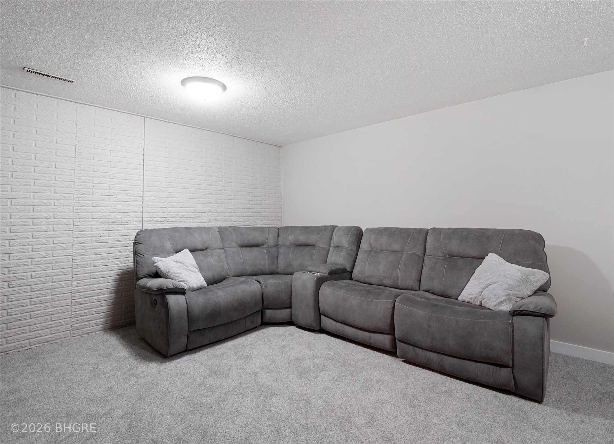 983 10th Avenue Nw Property Photo 18