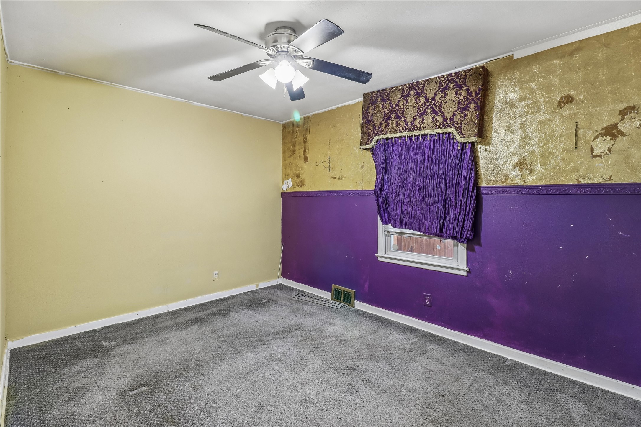 3901 Bowdoin Street Property Photo 8
