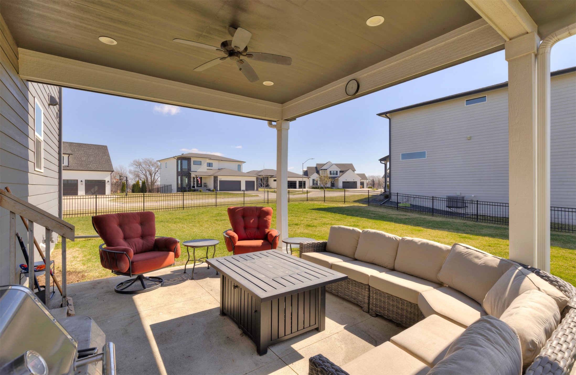 17454 Aurora Drive Property Photo 33