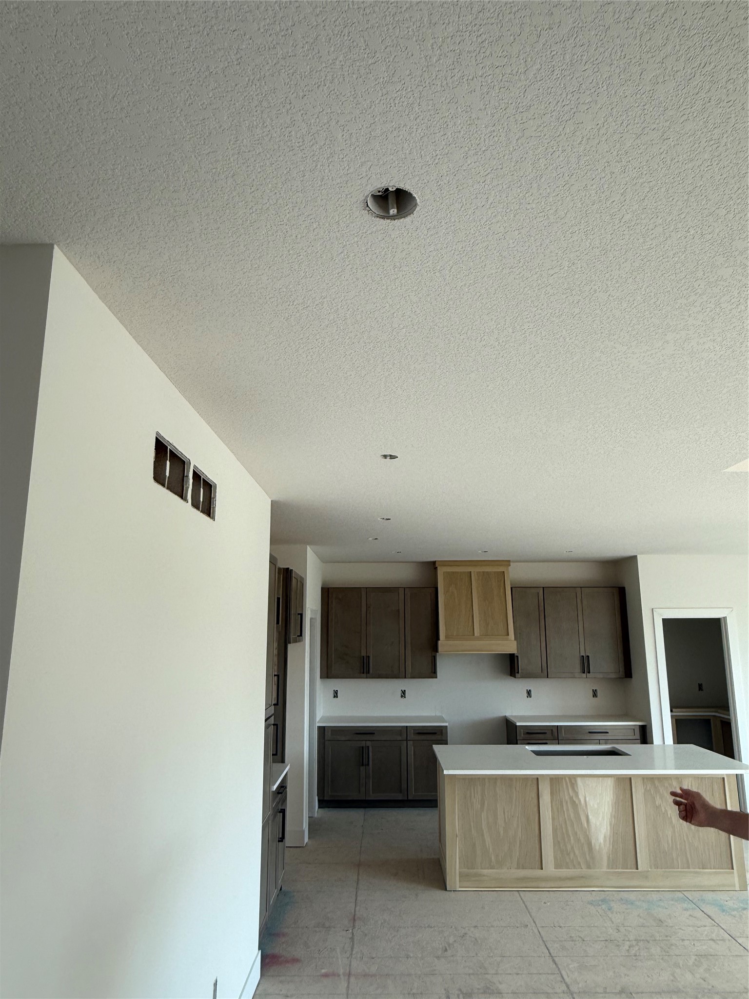 1344 S Lotus Place Property Photo 4