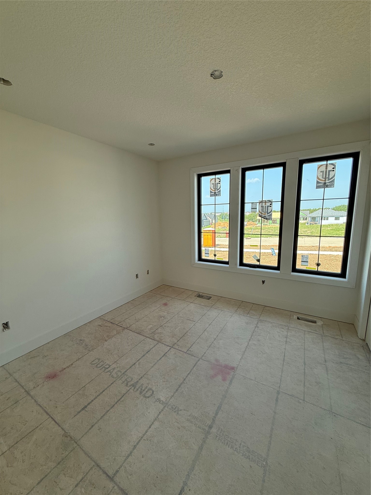 1344 S Lotus Place Property Photo 9