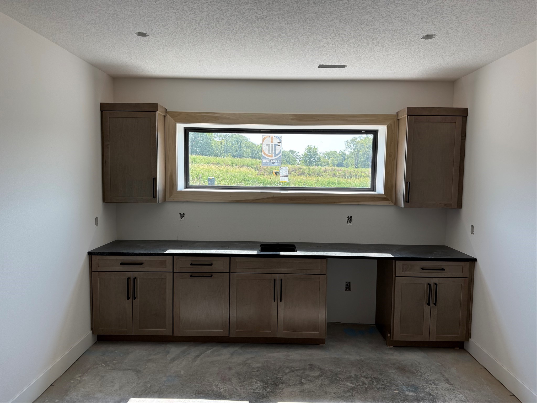 1344 S Lotus Place Property Photo 10