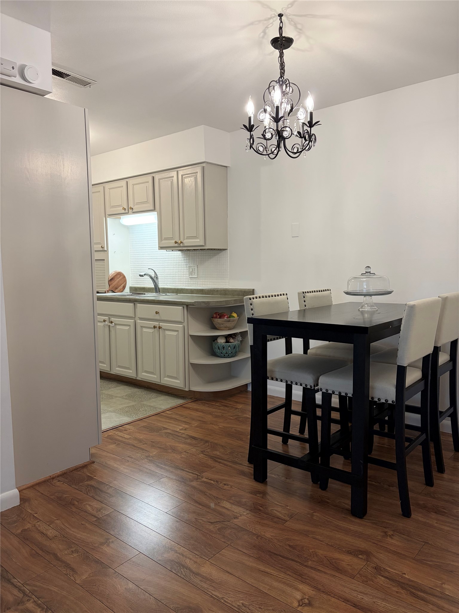 1900 50th Street 9 Property Photo 1