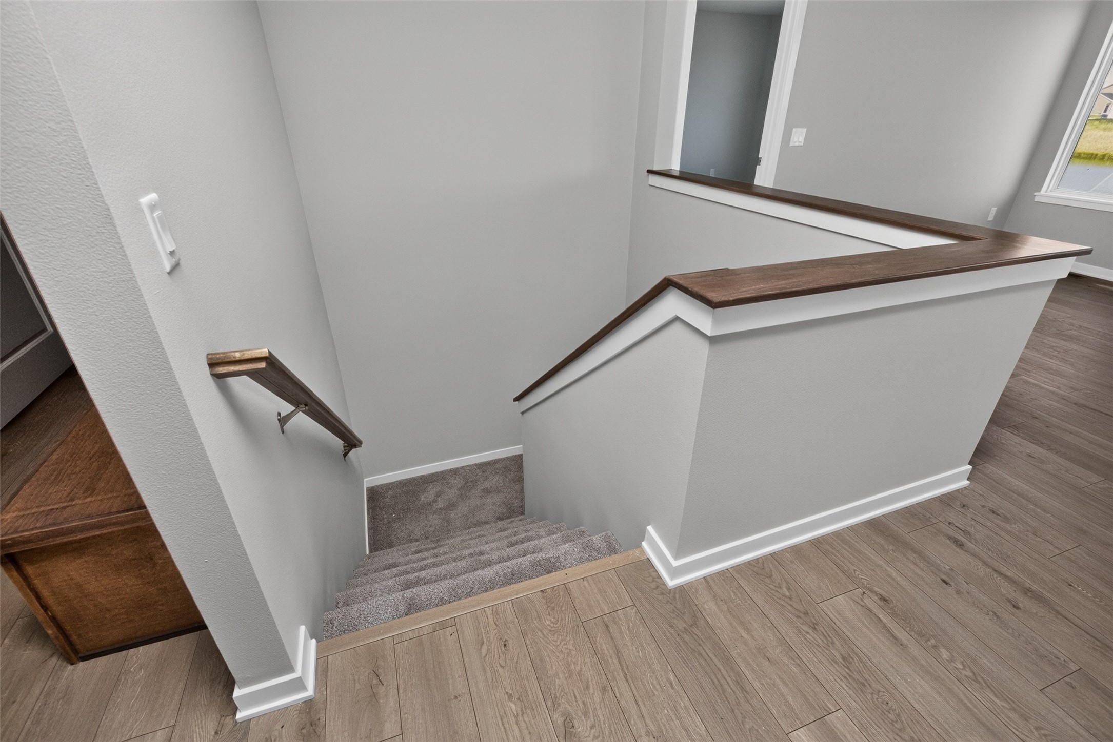 1108 Featherstone Avenue Ne Property Photo 25