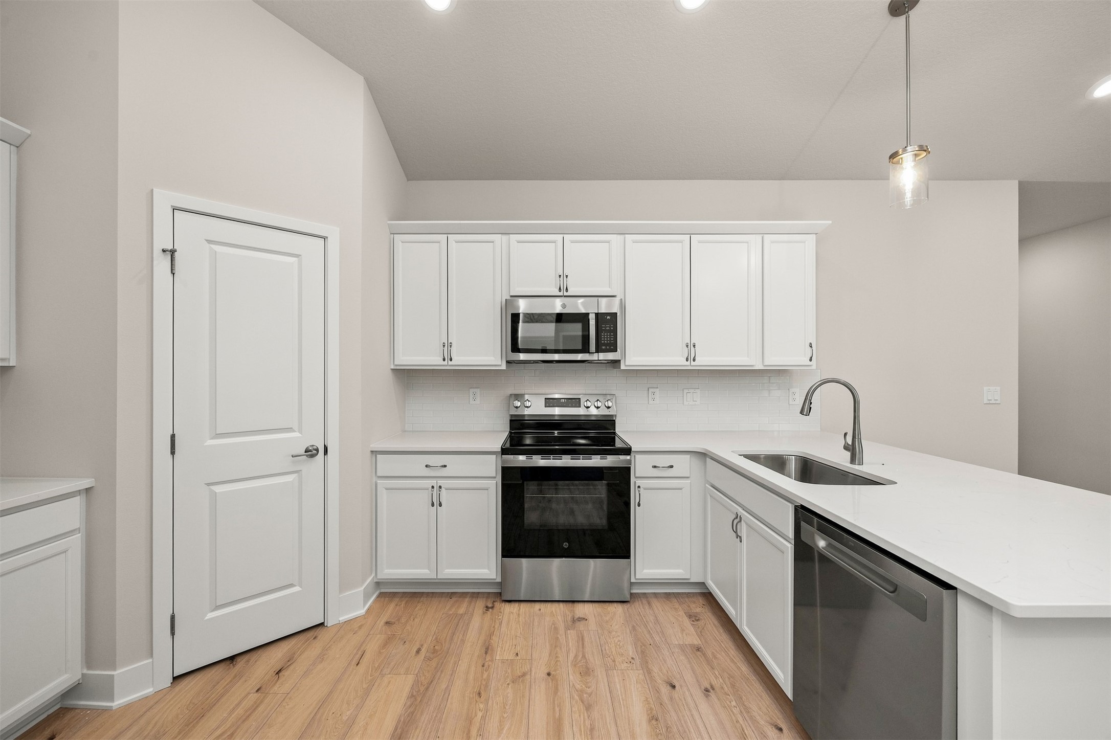 6522 Ne 11th Court Property Photo 18