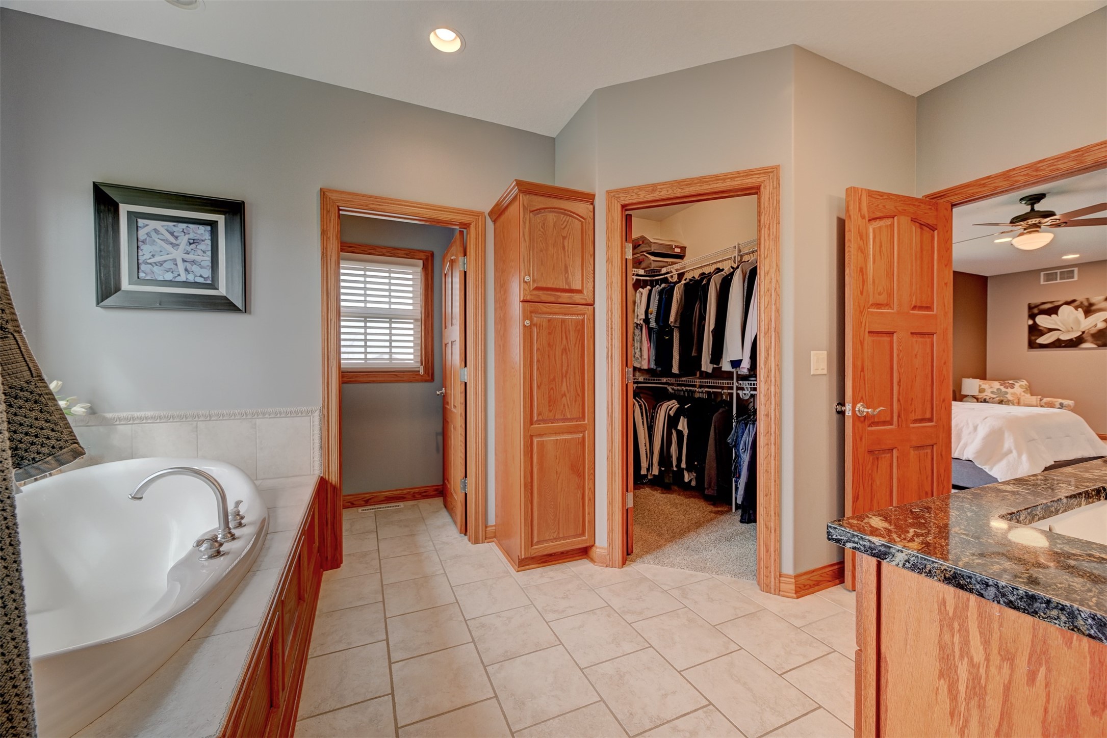 755 S 29th Avenue E Property Photo 14
