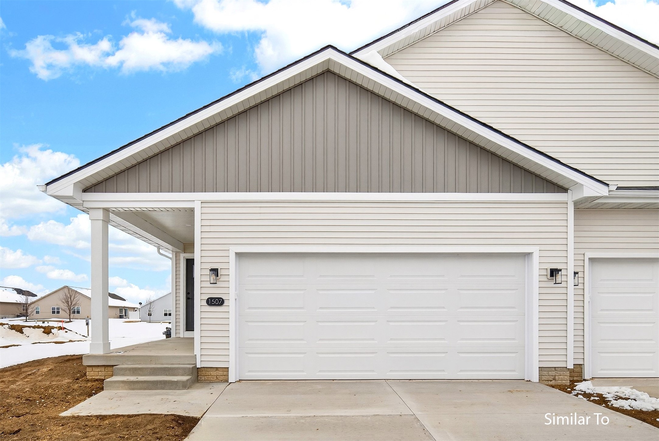1485 Foxtail Drive Se Property Photo 2