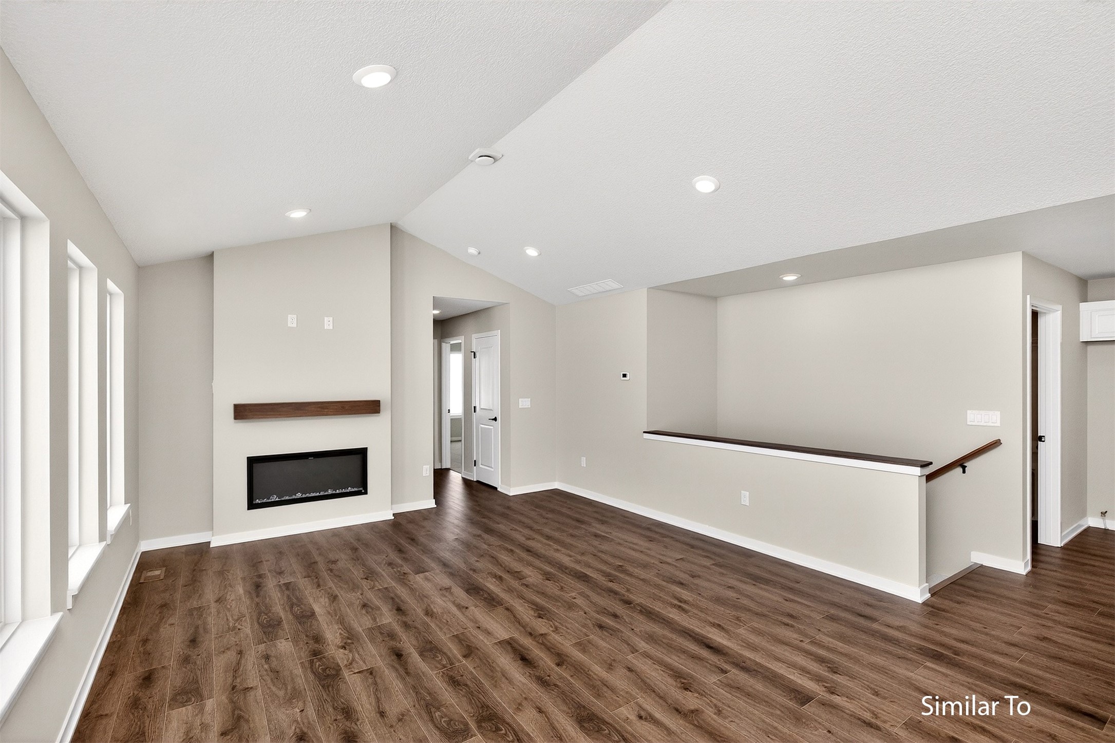 1485 Foxtail Drive Se Property Photo 10