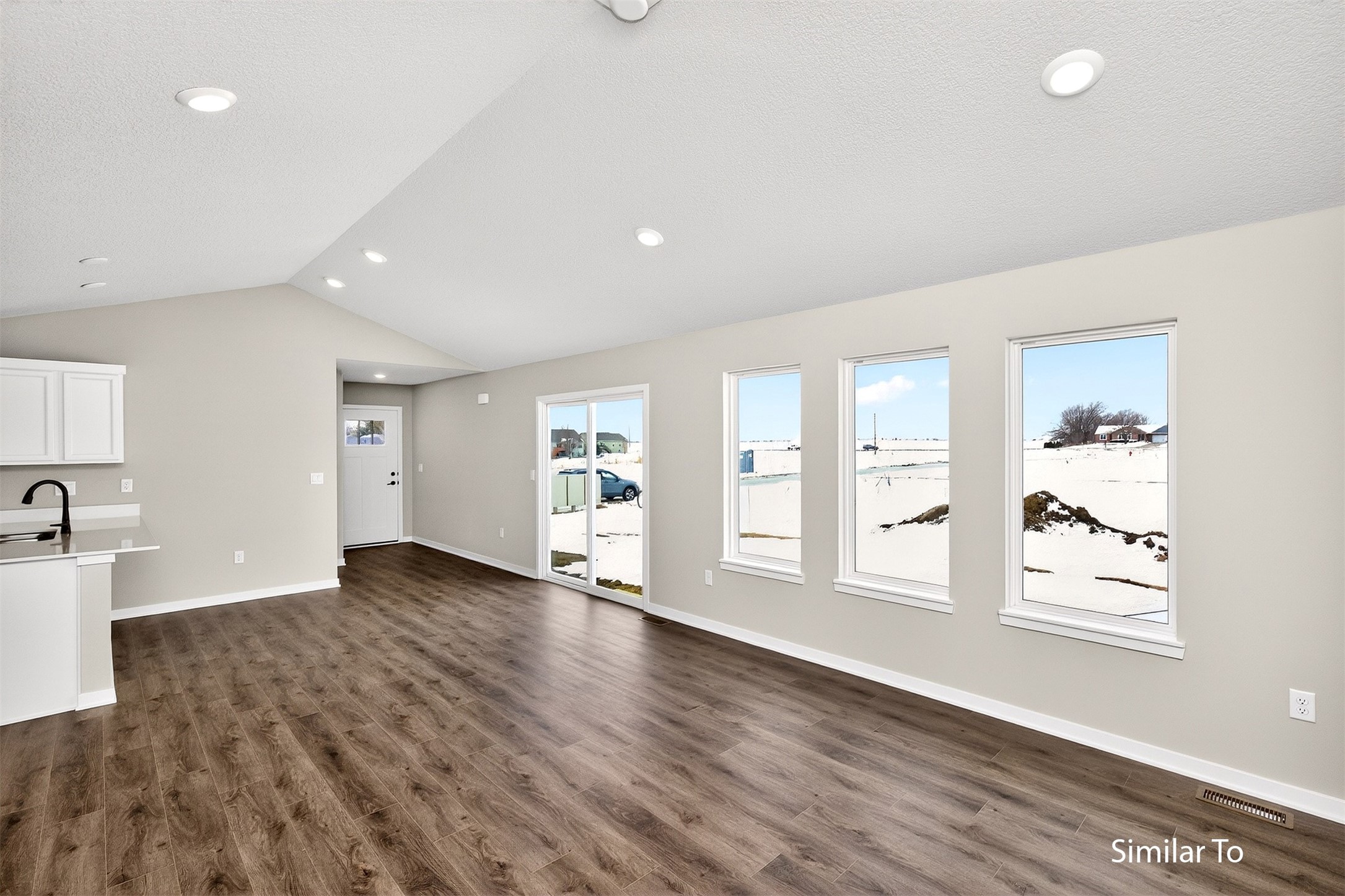 1485 Foxtail Drive Se Property Photo 11