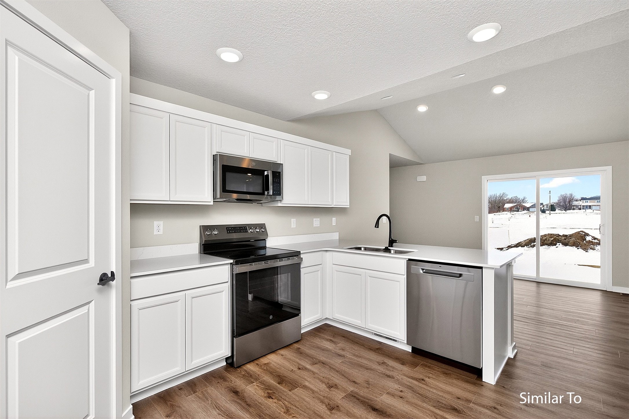 1485 Foxtail Drive Se Property Photo 17