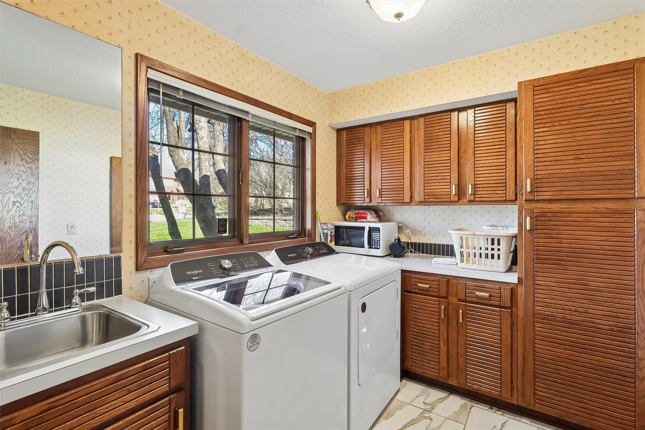707 38th Street Property Photo 14