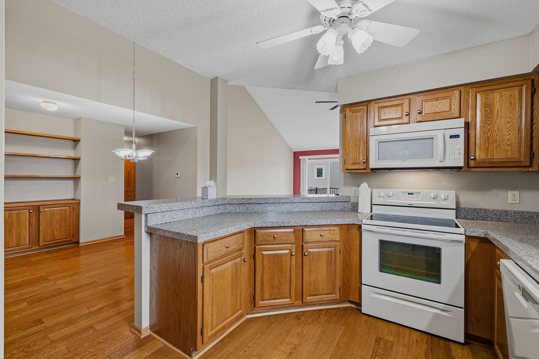 1044 Bradford Place Property Photo 4