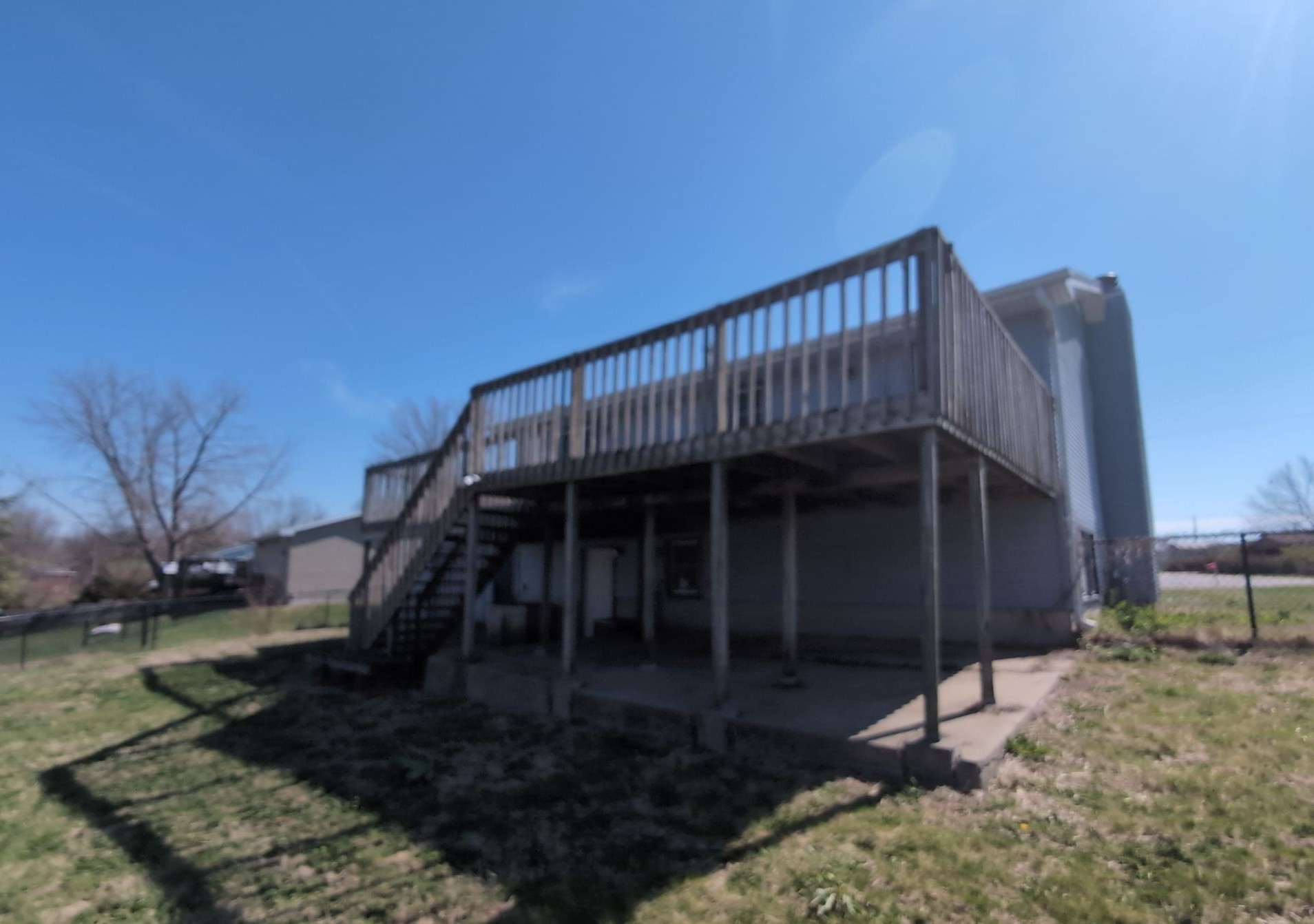 700 S Vine Street Property Photo 4