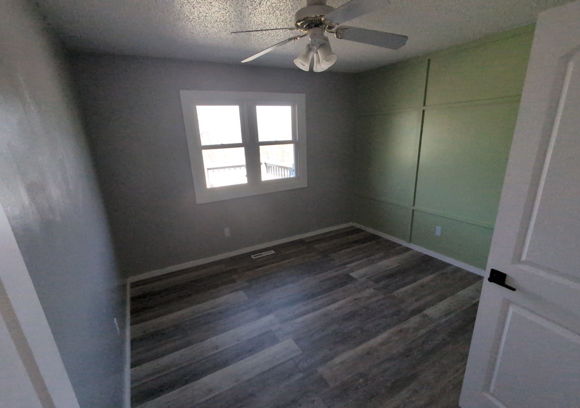 700 S Vine Street Property Photo 10