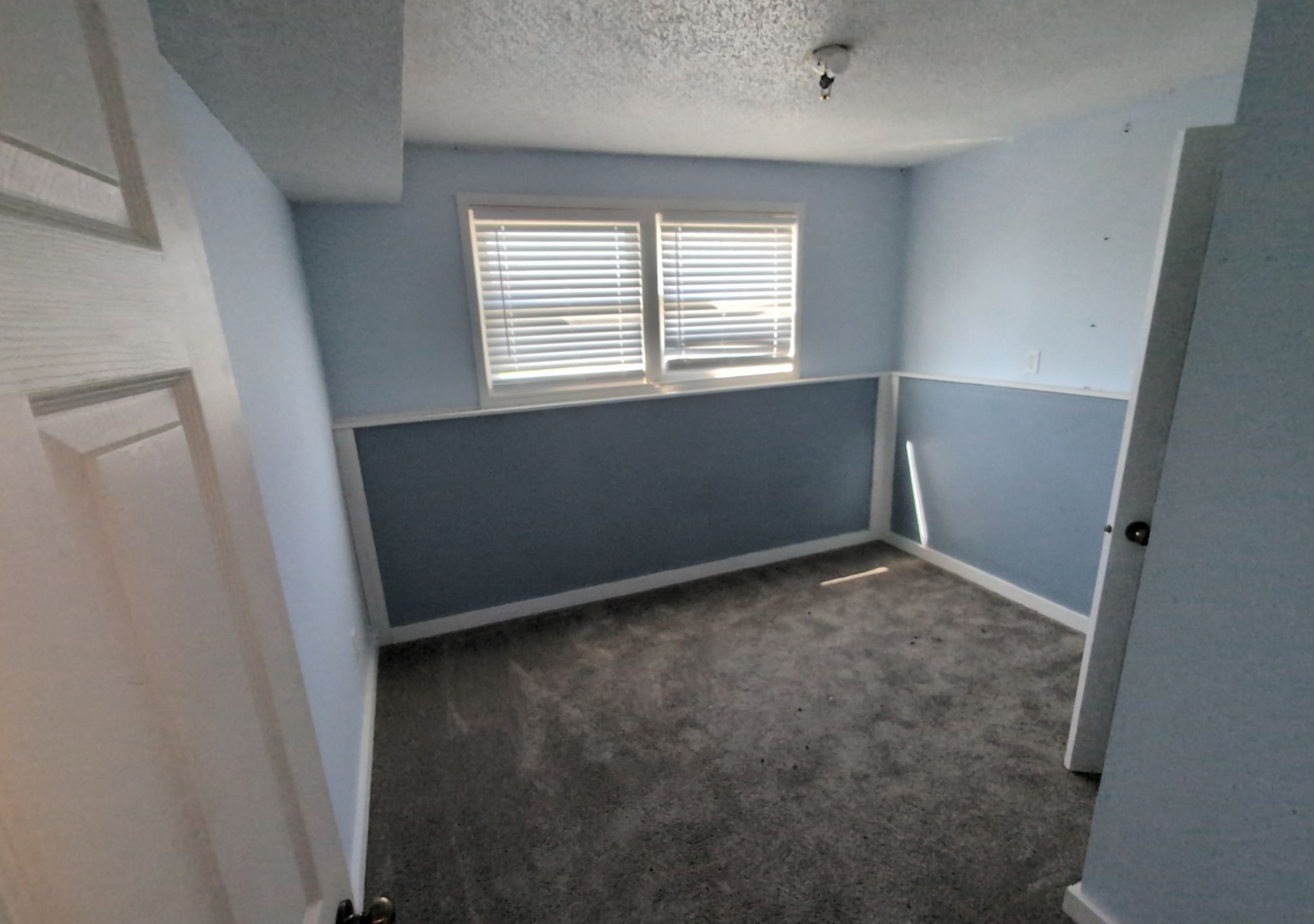700 S Vine Street Property Photo 15