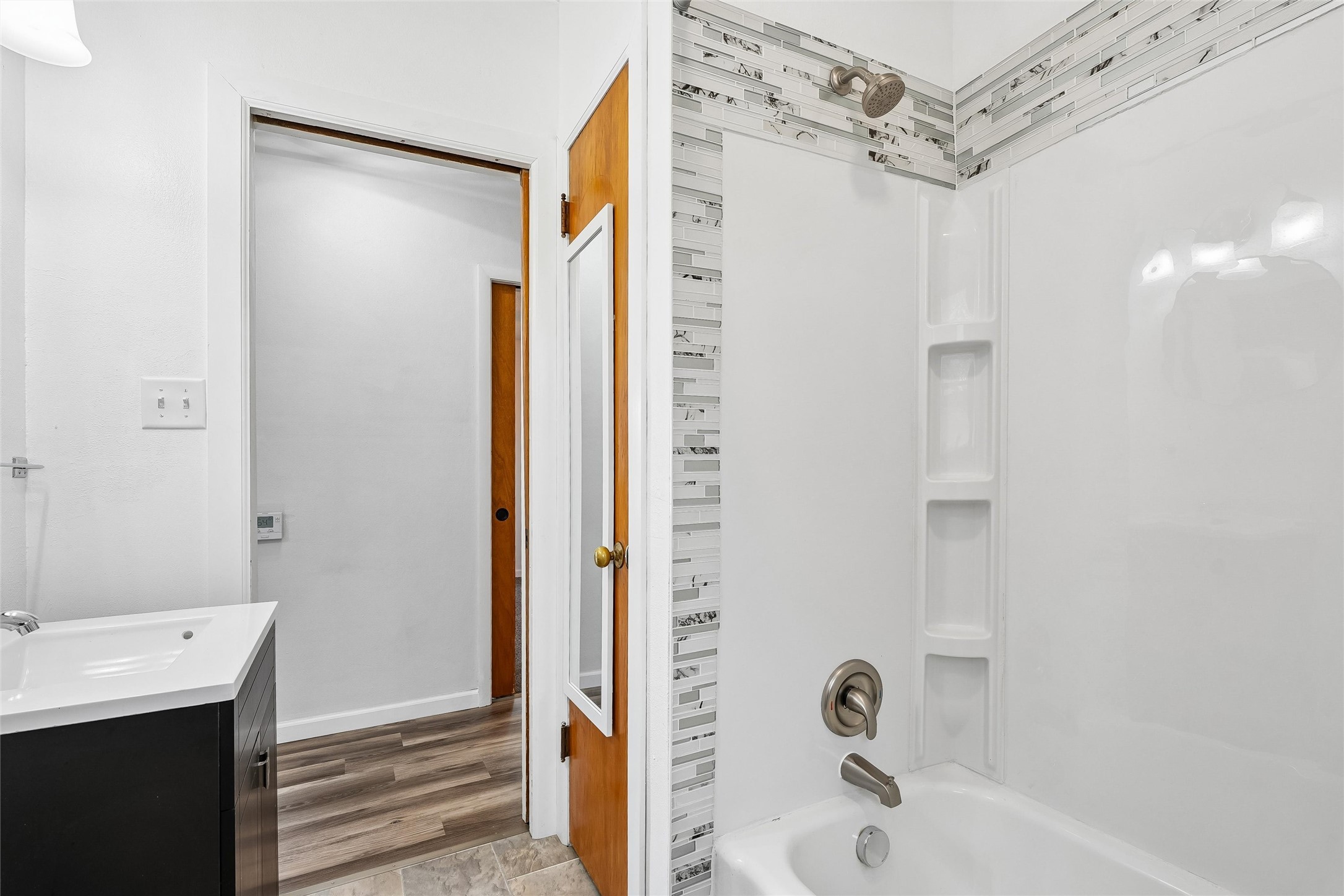 312 S 15th Avenue W Property Photo 10