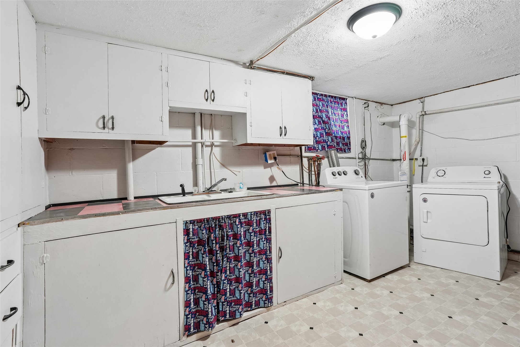 312 S 15th Avenue W Property Photo 16