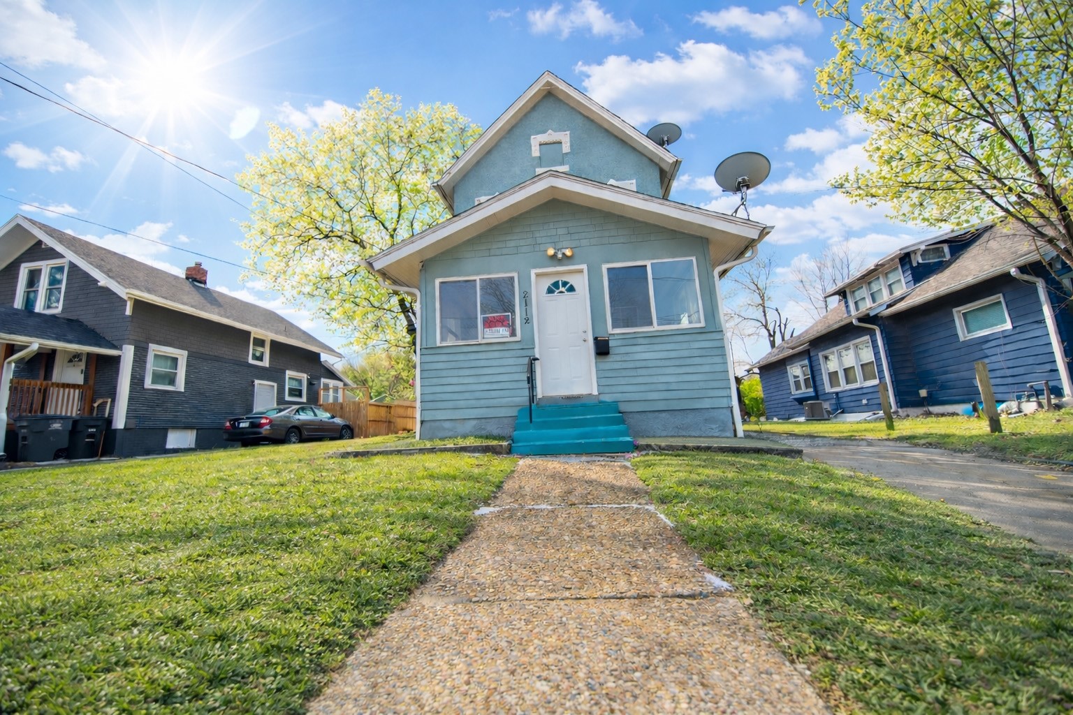 2112 Washington Avenue Property Photo 1