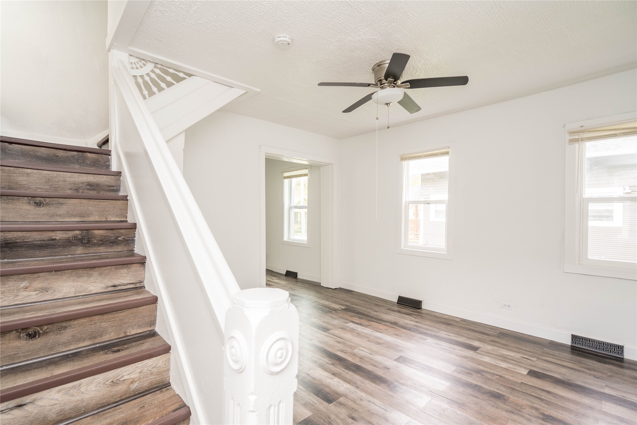 2112 Washington Avenue Property Photo 10